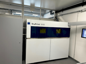 Front view of TRUMPF TruPrint 3000  machine