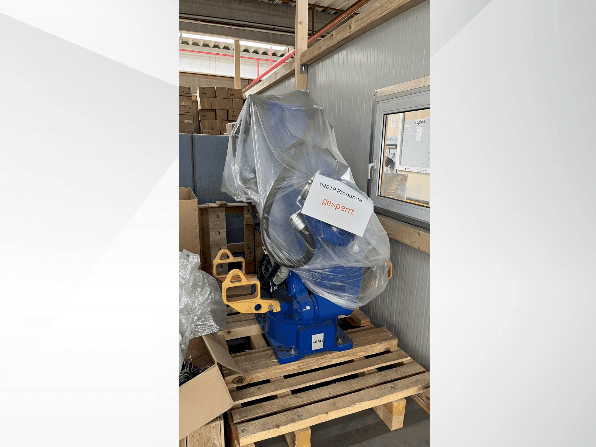 Front view of Yaskawa GP180 machine