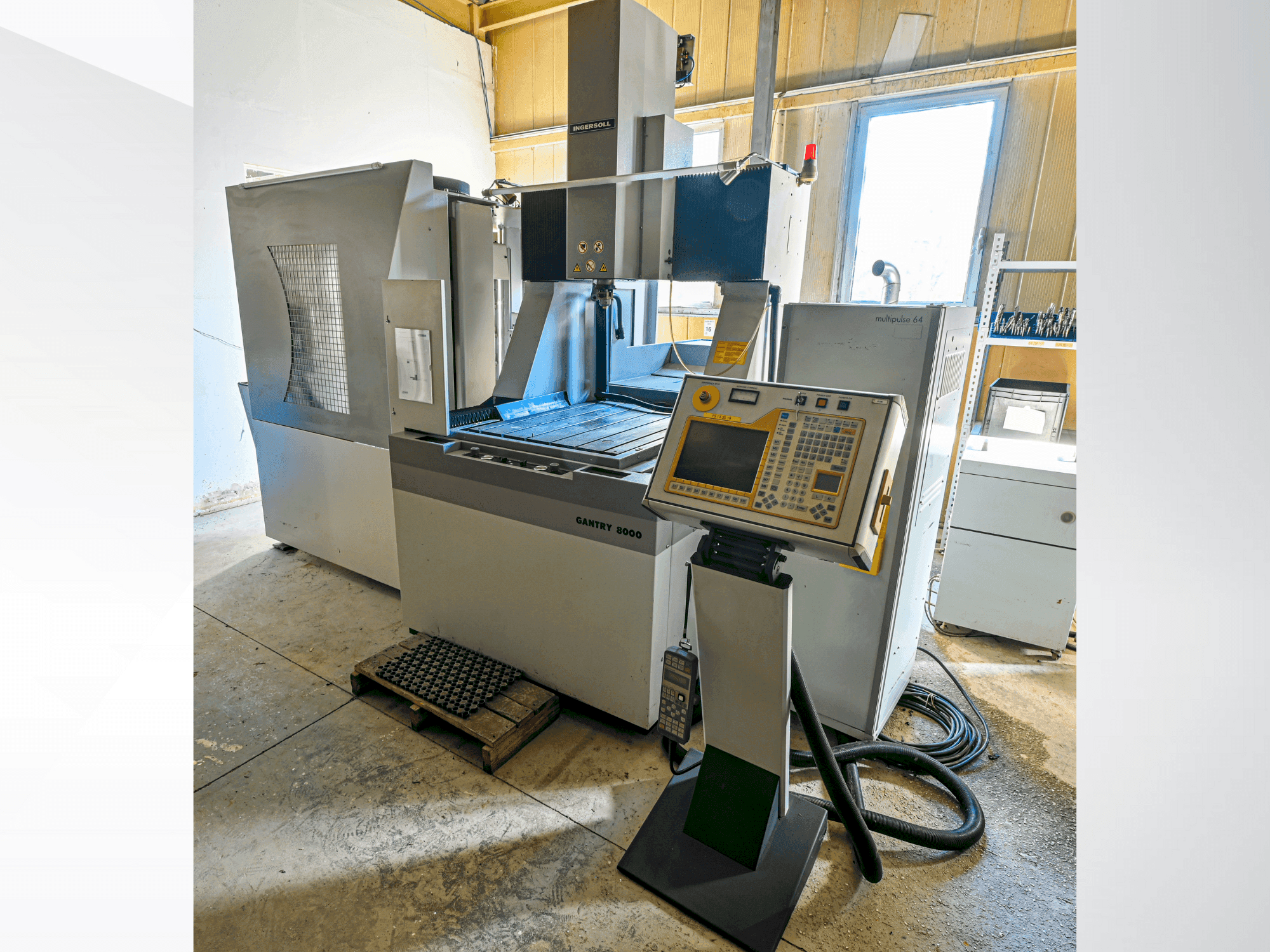 Front view of OPS INGERSOLL Gantry 8000  machine