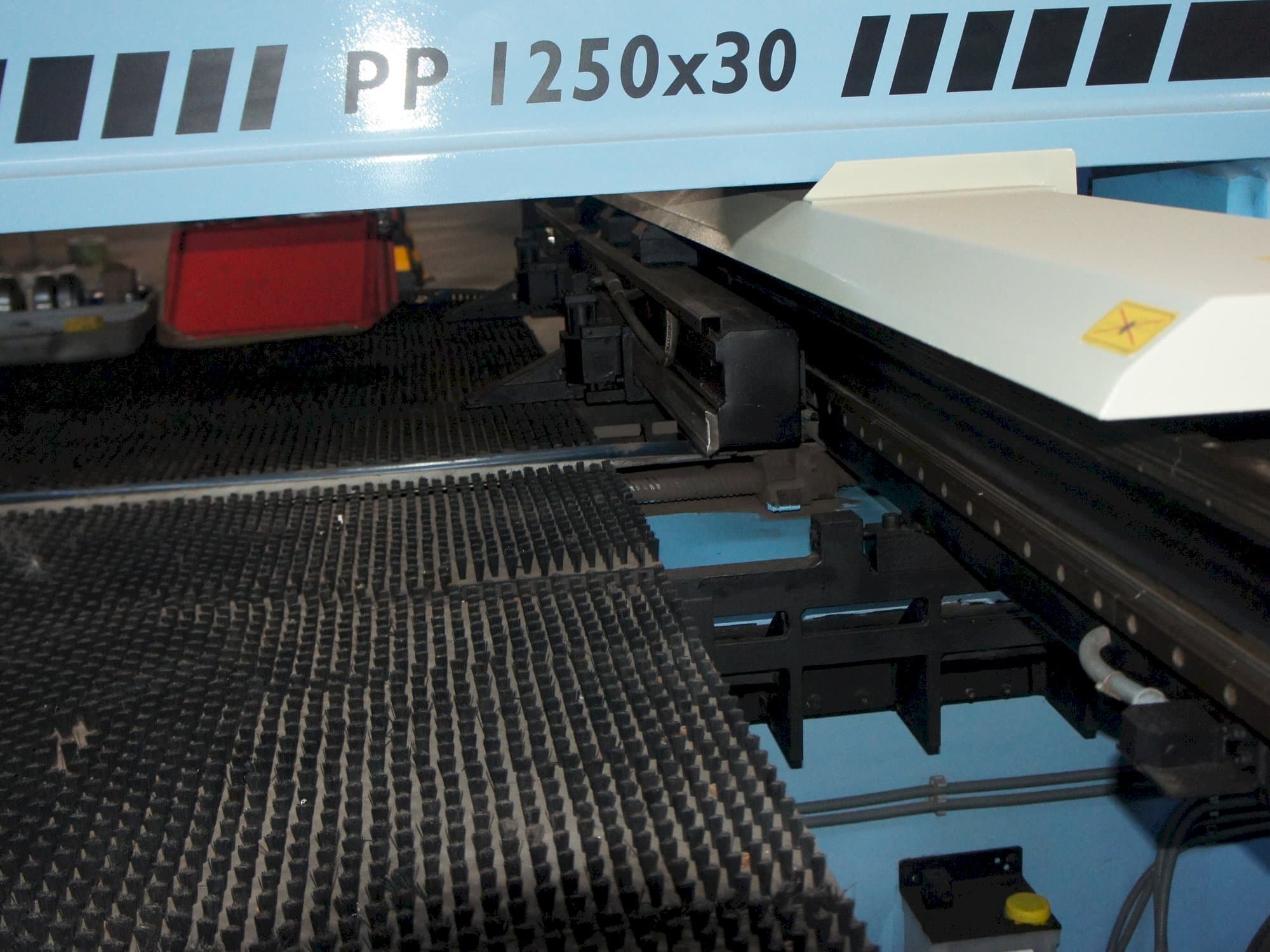 Front view of Durma PP 12530 machine