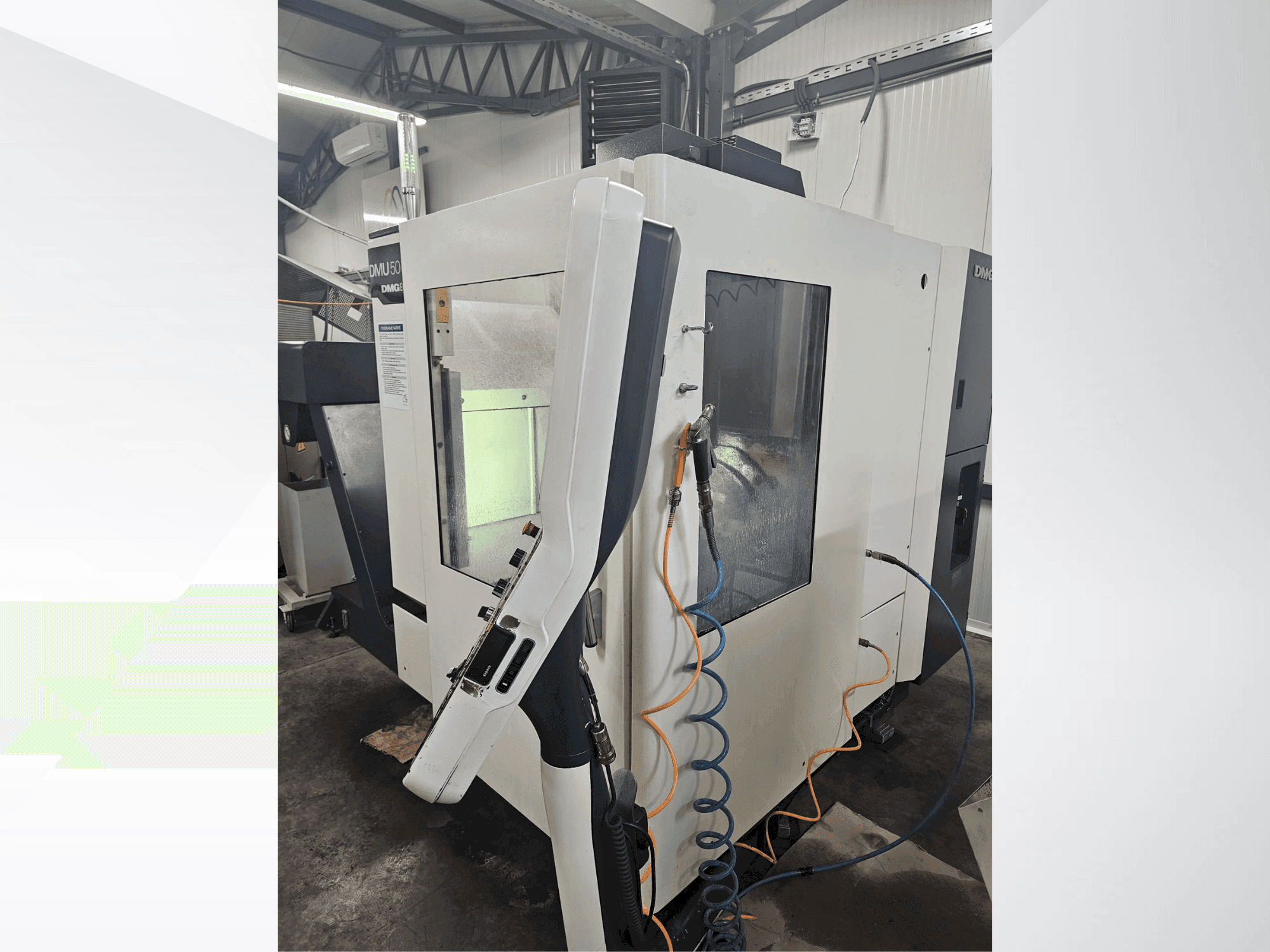 Front view of DMG DECKEL MAHO DMU 50 eco machine