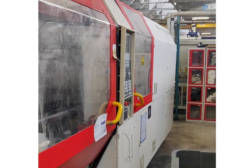 Front view of DEMAG Ergotech 330-1450 system machine