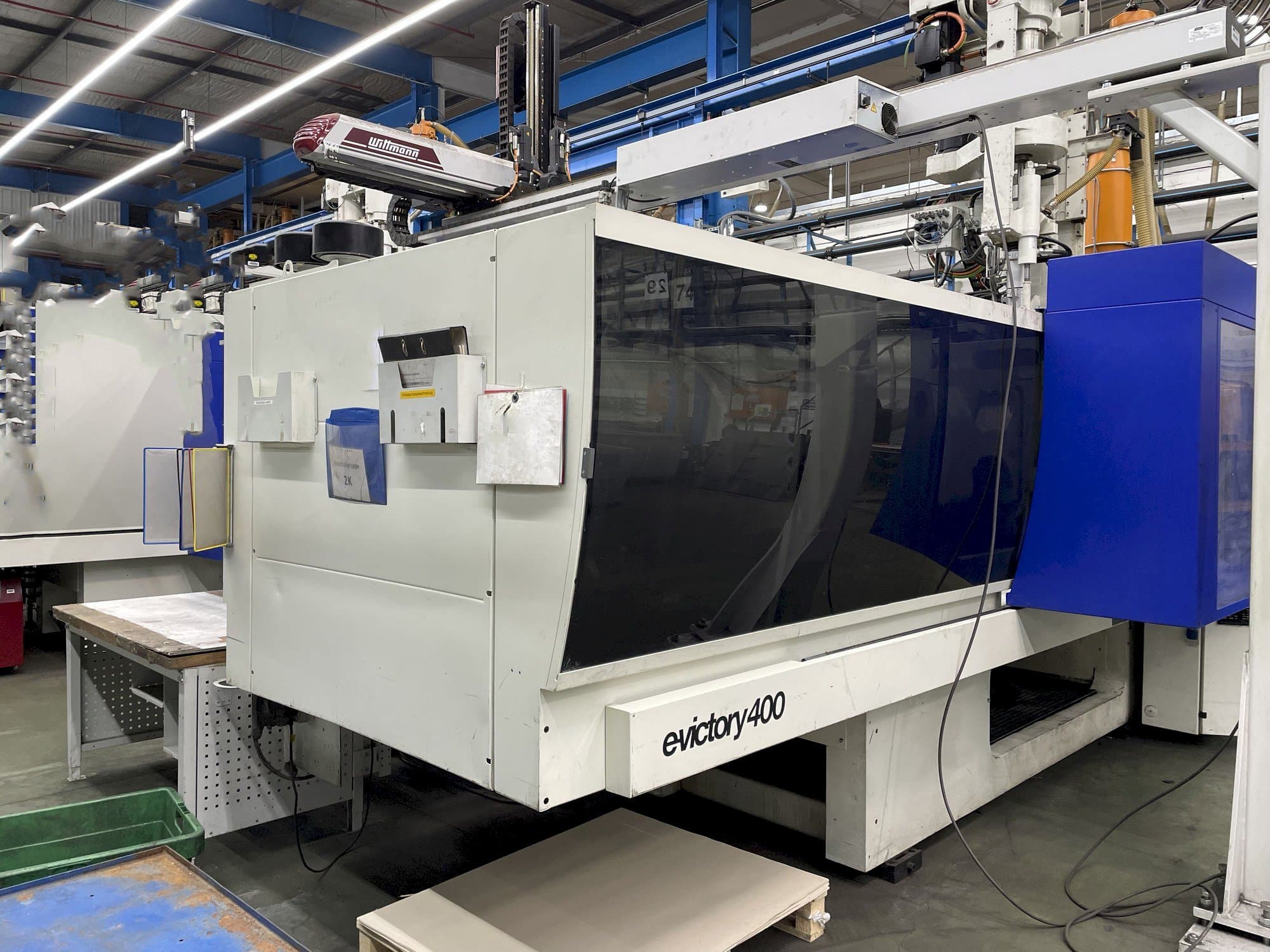 Front view of ENGEL e-vc 1340H/310V/400 machine