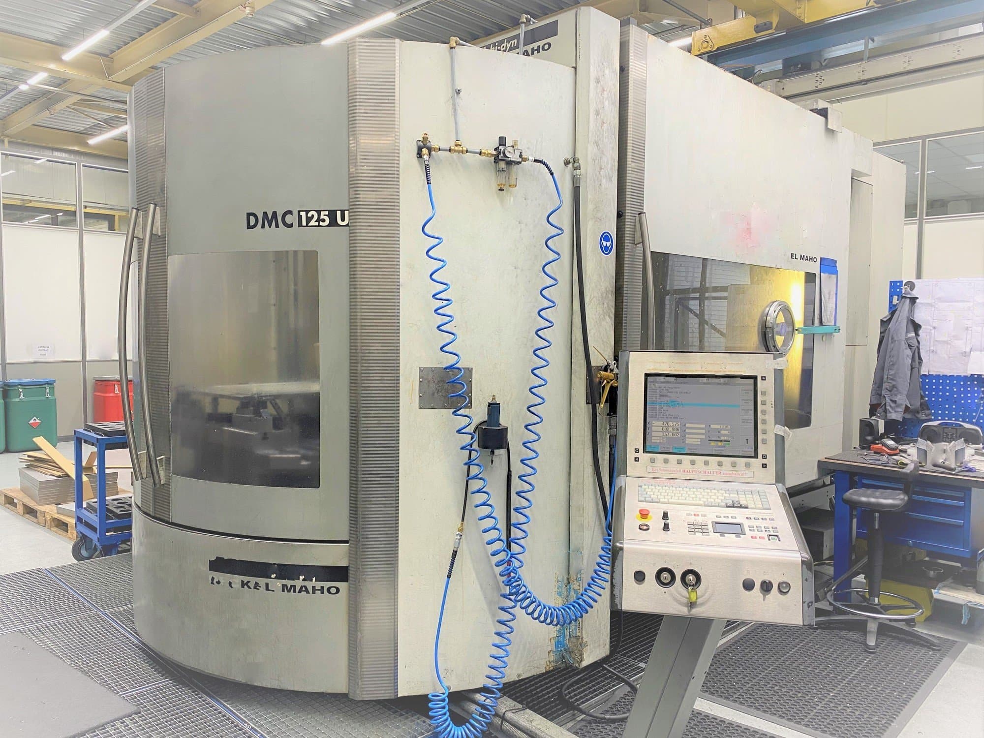 Front view of DECKEL MAHO DMC 125U hi-dyn machine