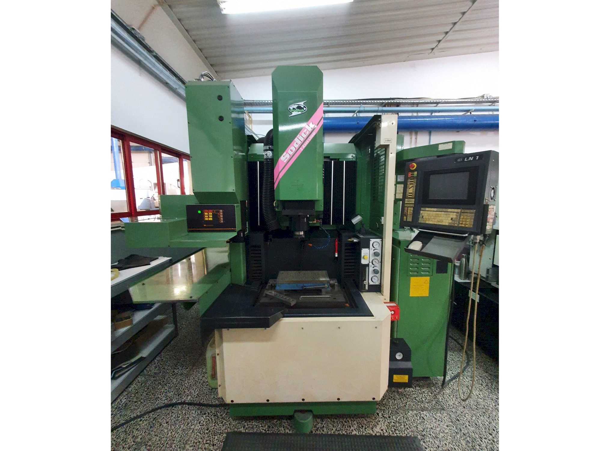 Front view of Sodick AQ35L  machine