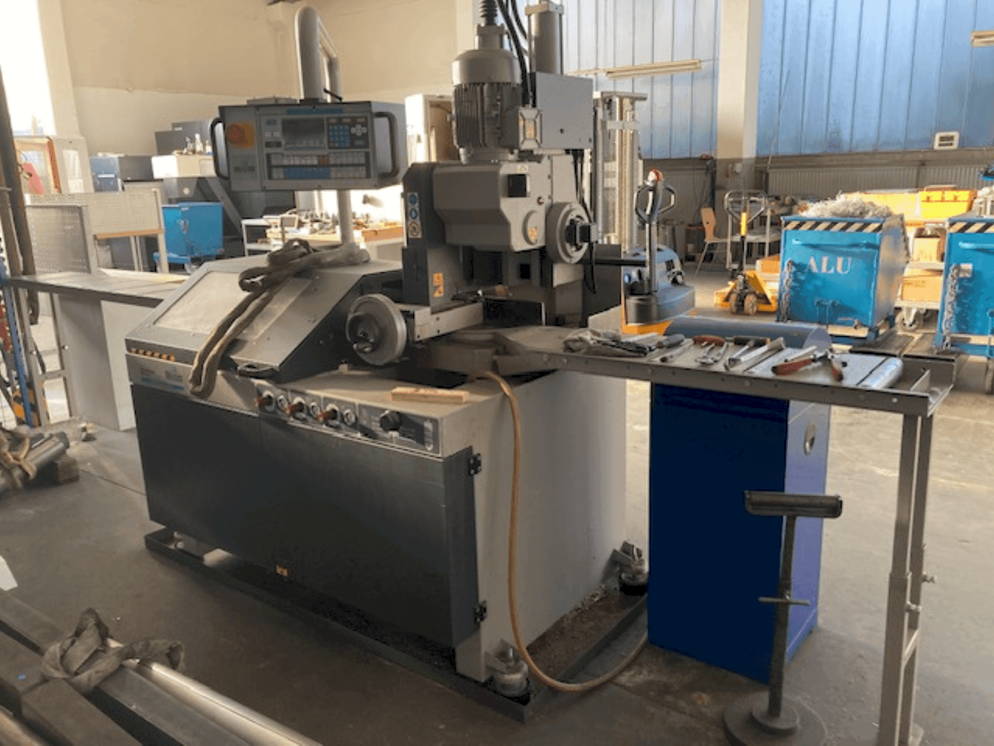 Front view of BERG & SCHMID VKS 370 VA  machine