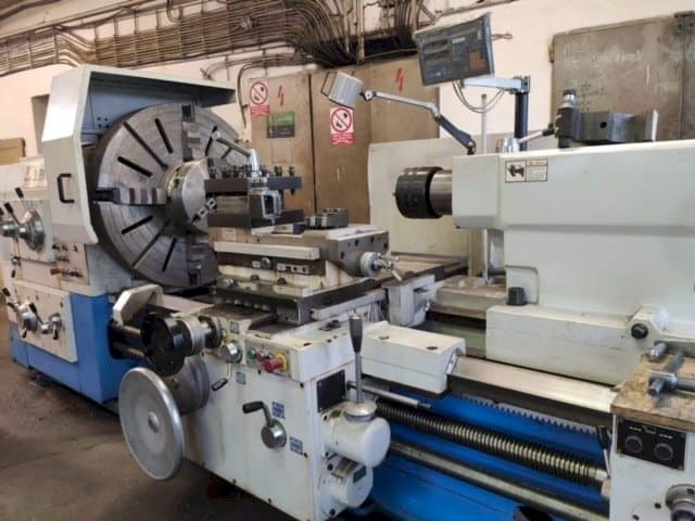 Front view of KNUTH DL E Heavy 500/1500 machine