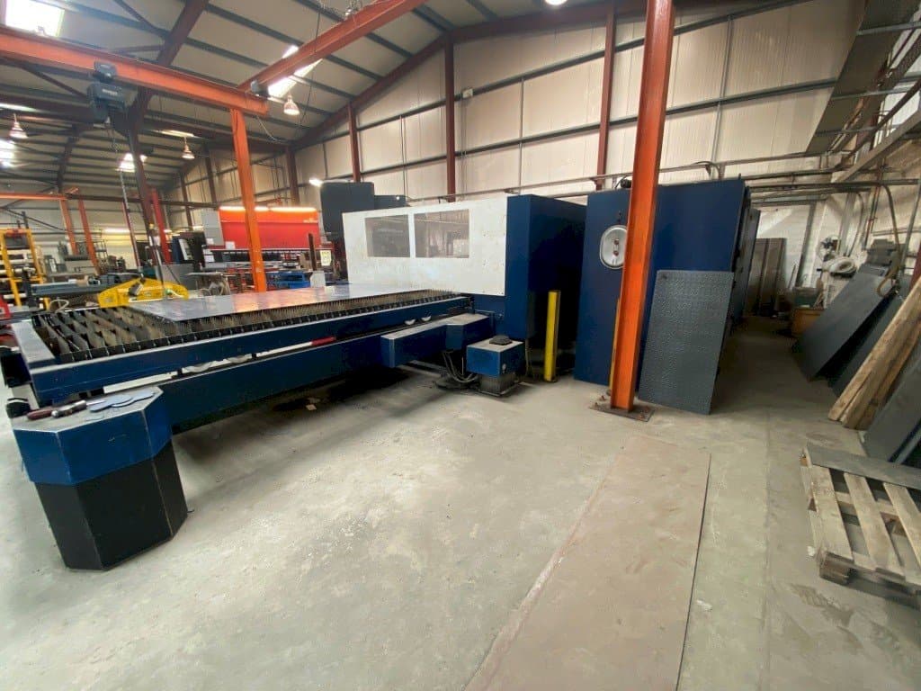 Front view of Trumpf TRUMATIC L3030 machine
