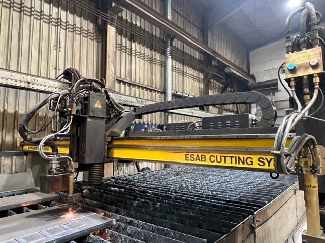 Front view of ESAB SXE-P14500 SUPRAREX machine