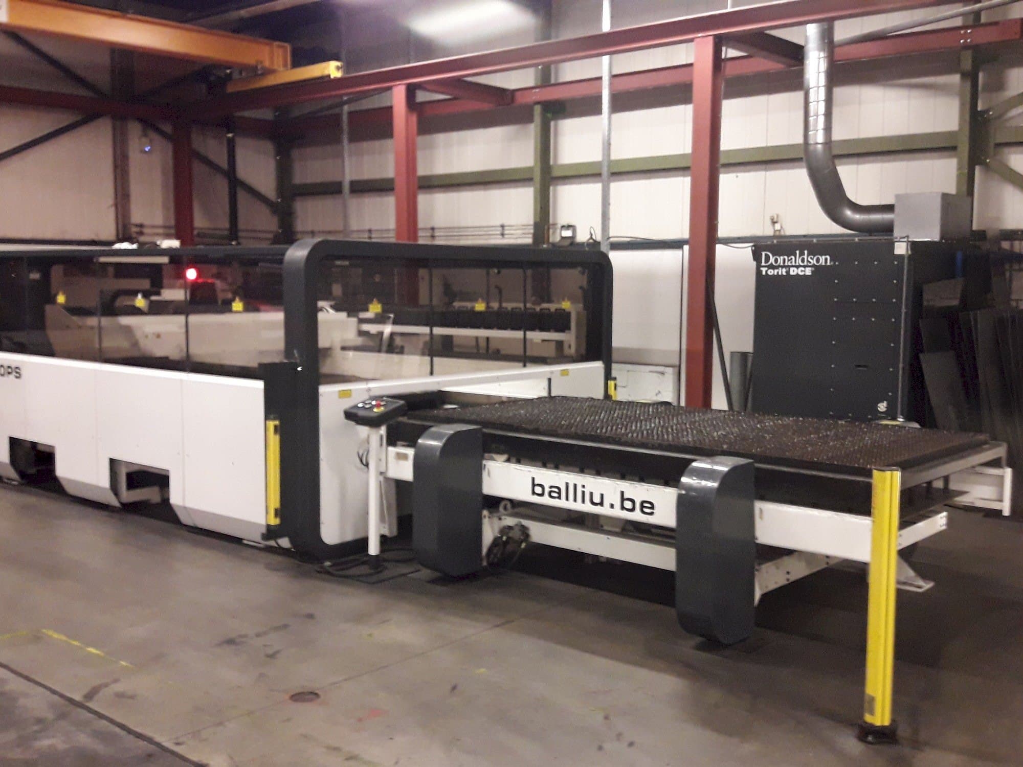 Front view of Balliu LD1500PS machine