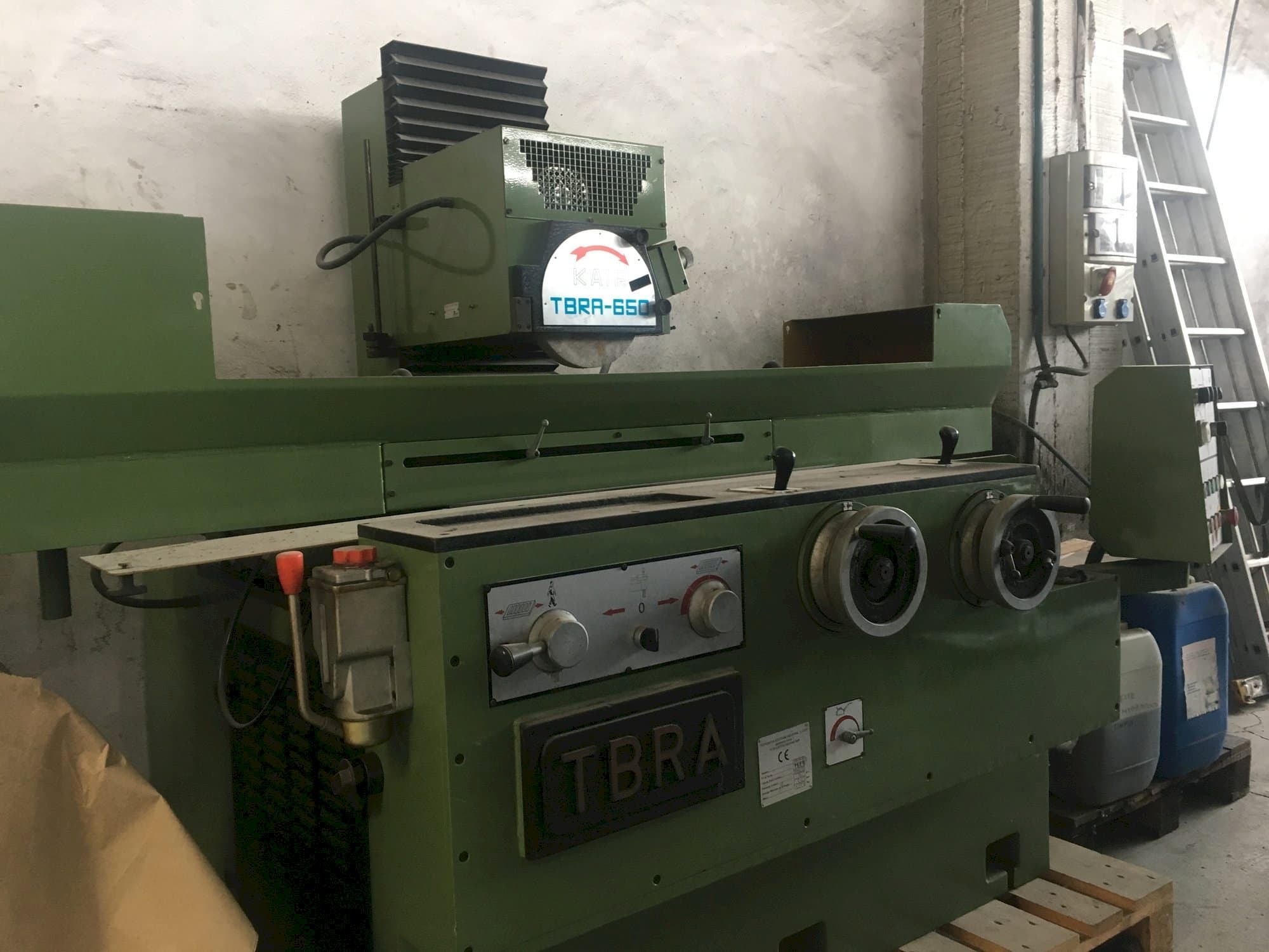 Front view of KAIR TBRA-650  machine