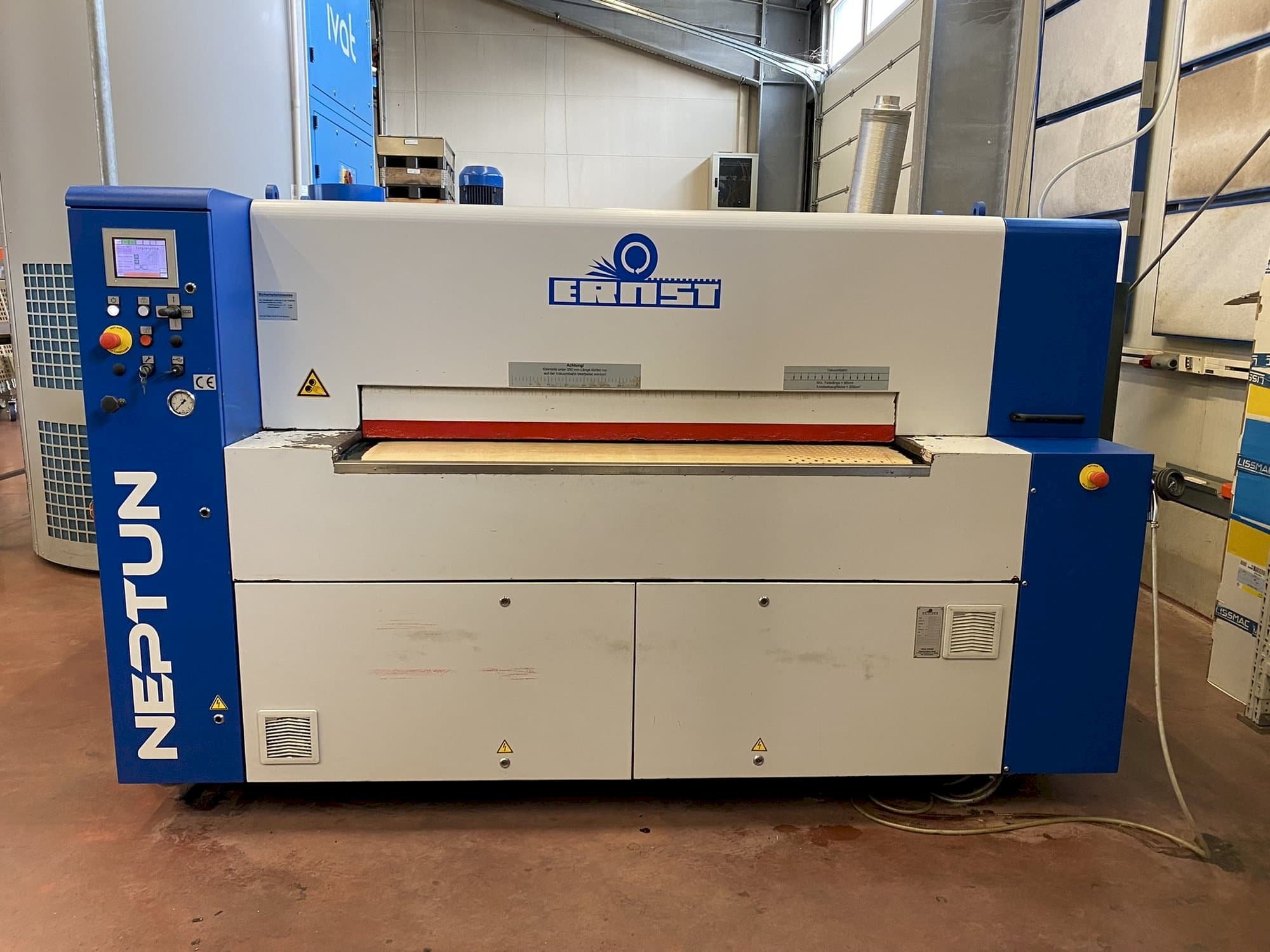 Front view of ERNST NEPTUN EB machine