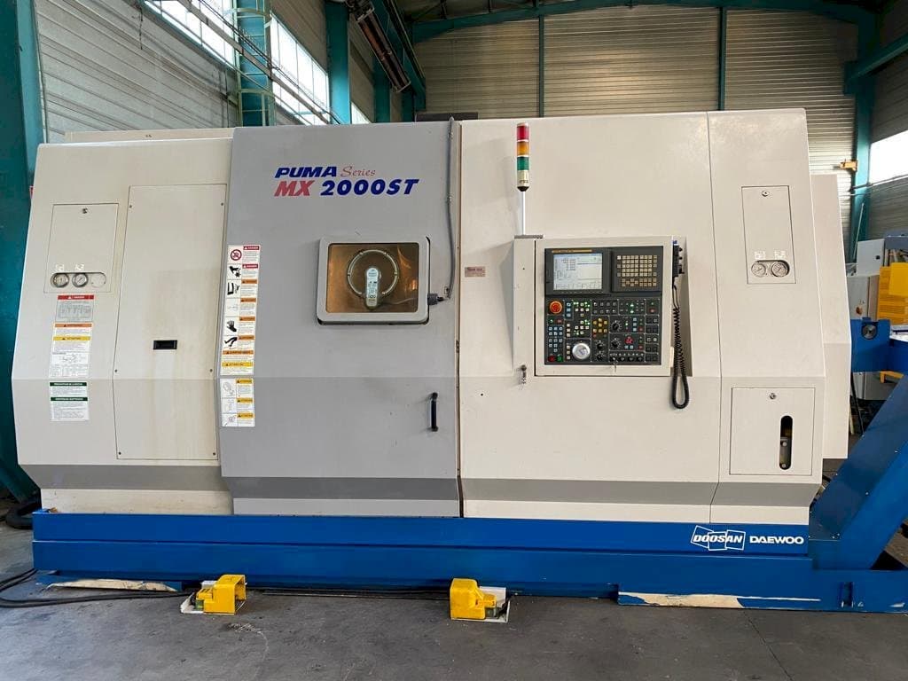 Front view of Doosan PUMA MX 2000 ST machine