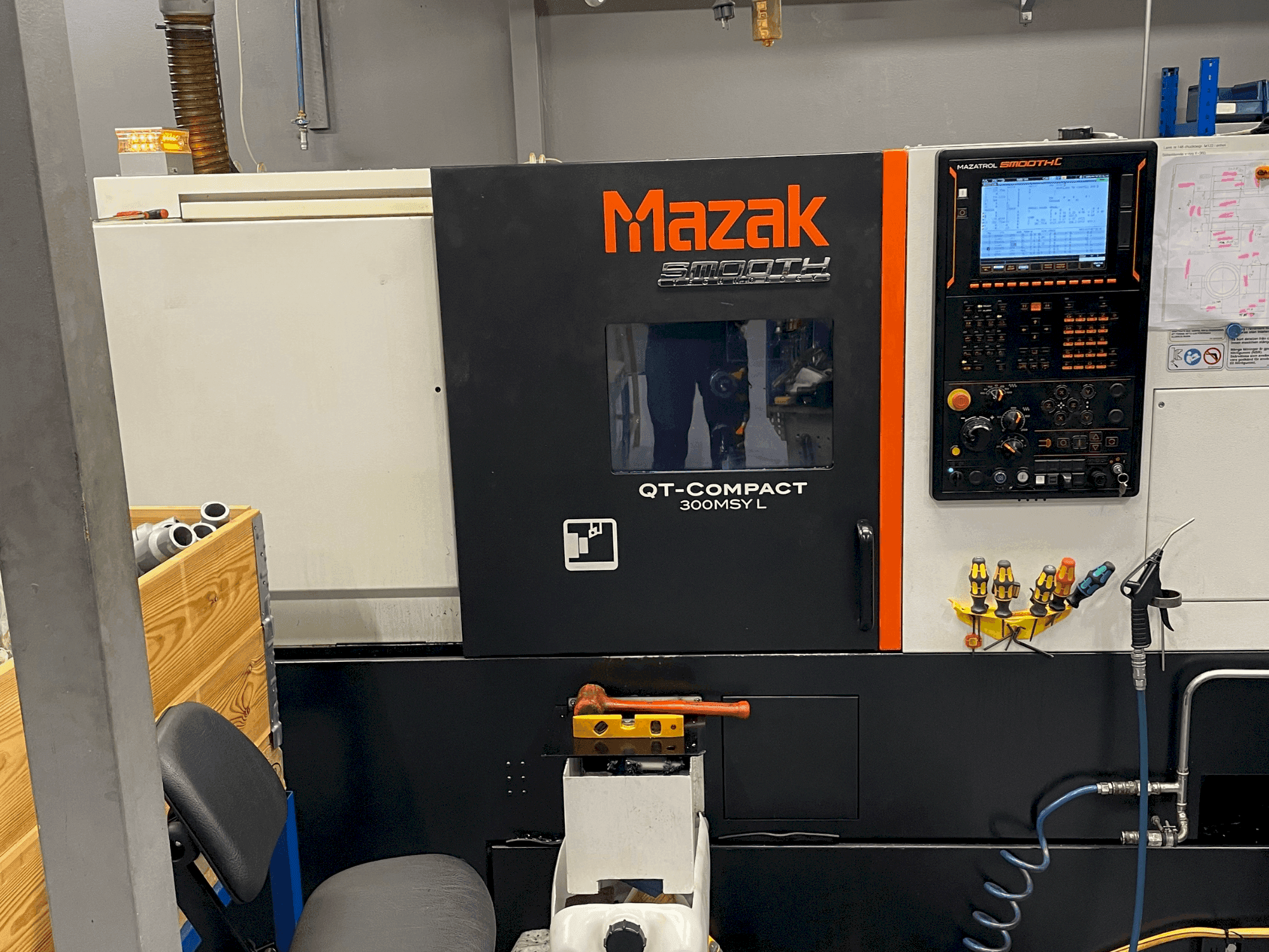 Front view of Mazak Quick Turn Compact 300 MSY L machine