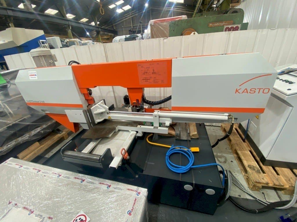 Front view of KASTO KASTOmicut U 4.6 machine