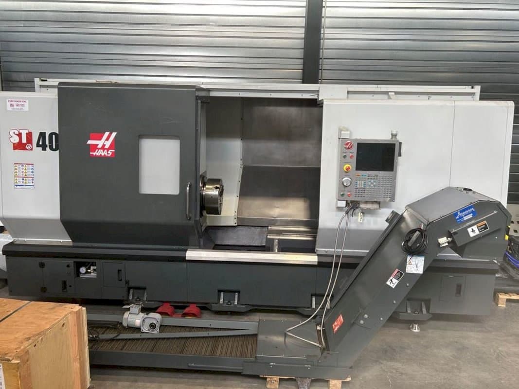 Front view of HAAS ST-40 machine