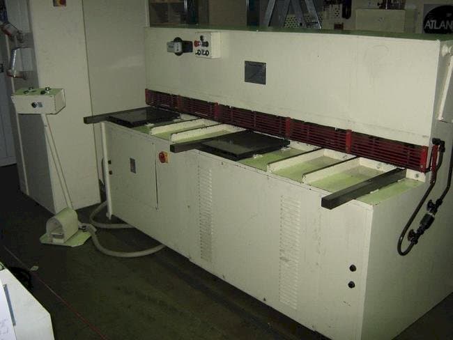 Front view of GEFI LVS-2000 machine