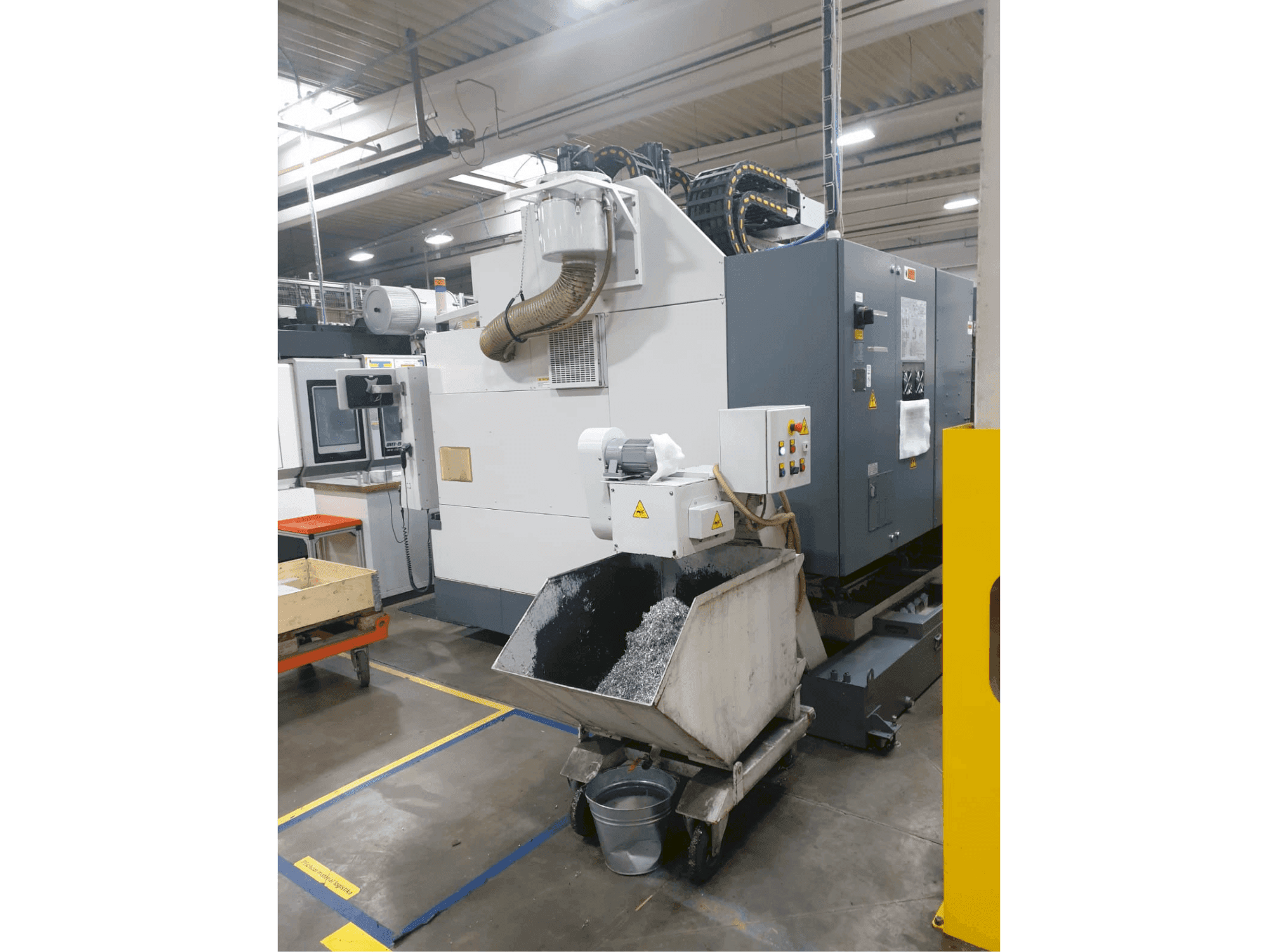 Front view of Okuma MB-66VA machine