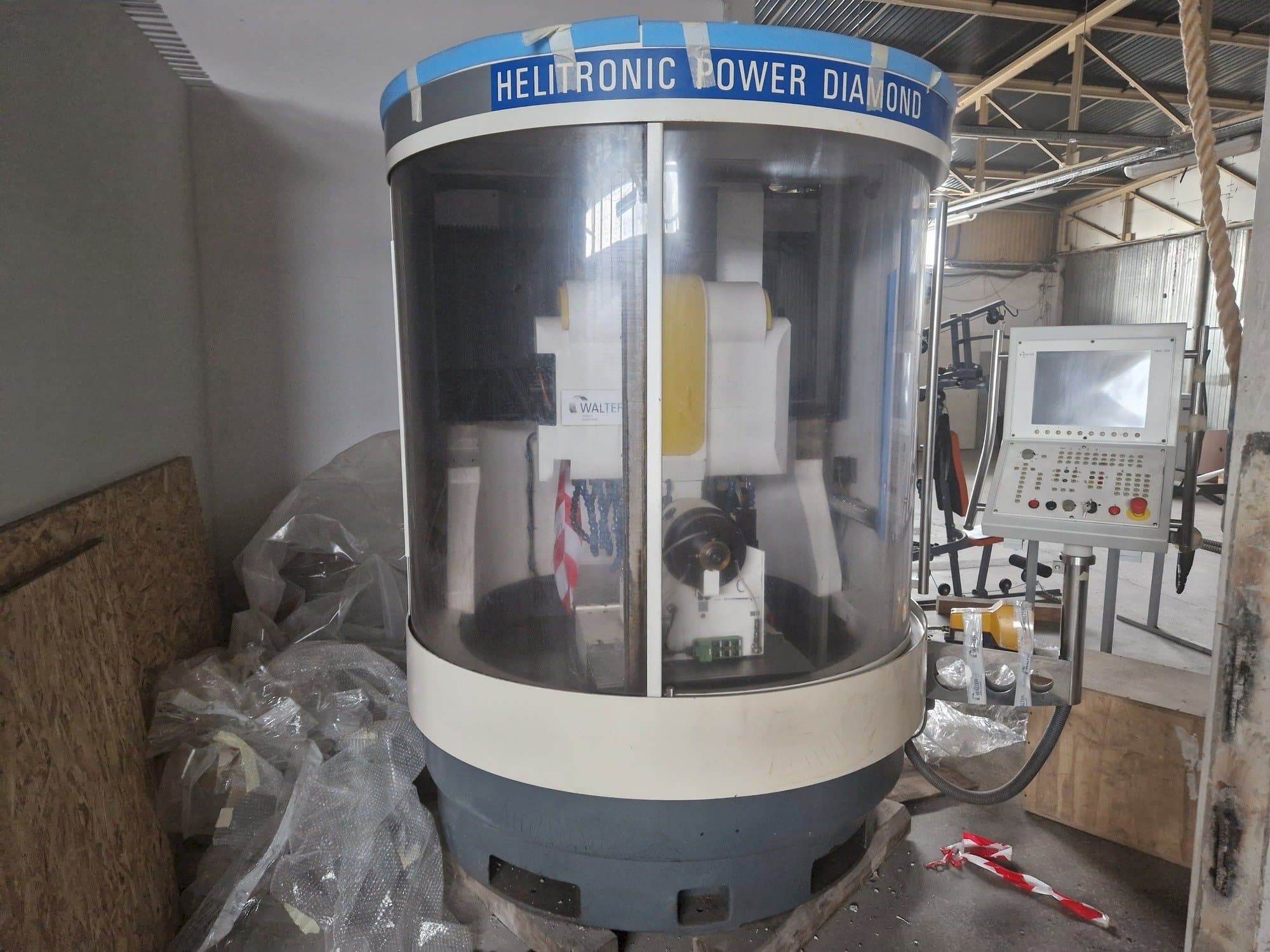 Front view of Walter Helitronic Power Diamond machine