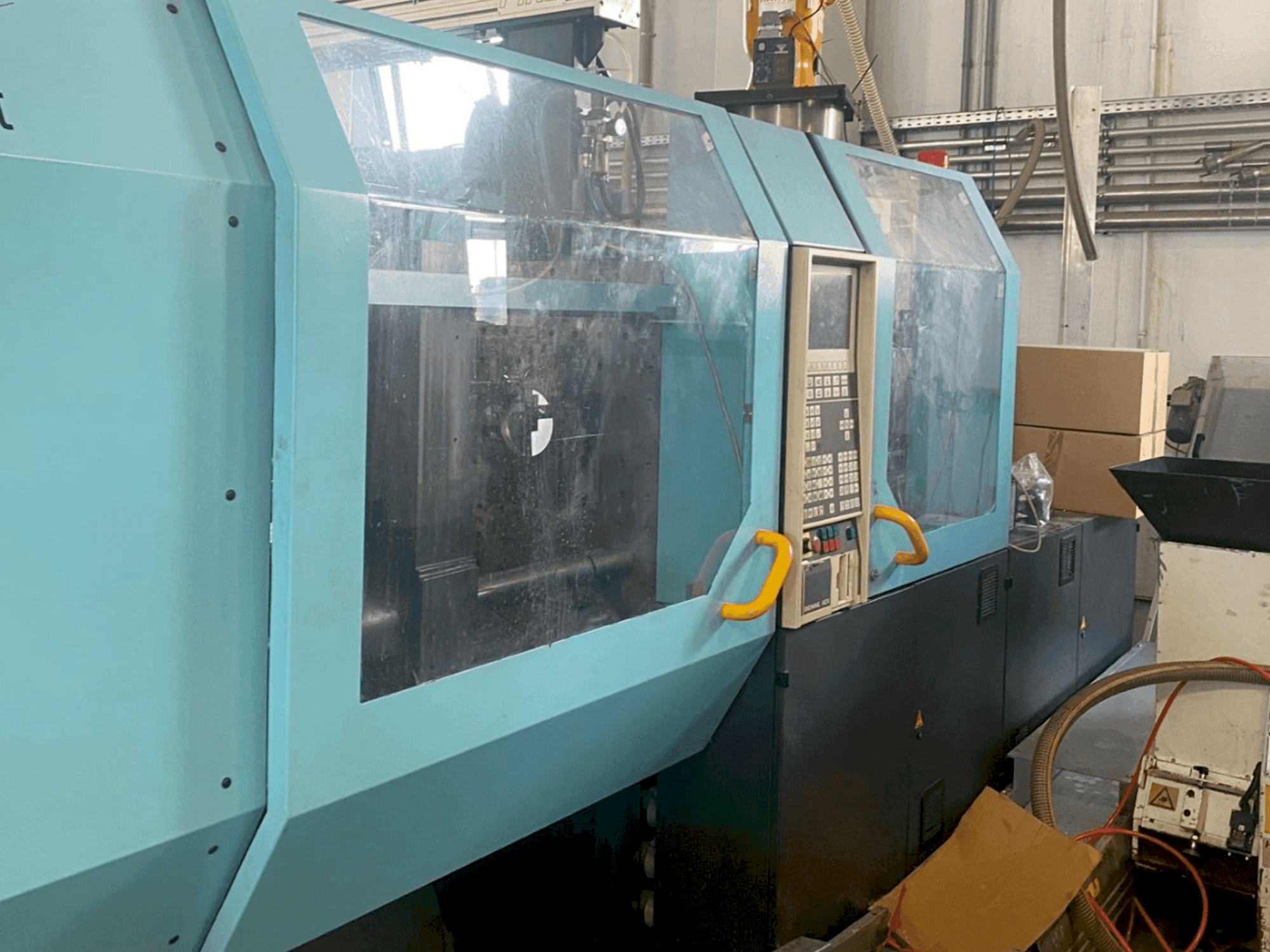 Front view of DEMAG Ergotech Compact 1500-610 machine