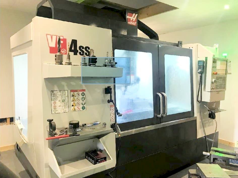 Front view of HAAS VF-4SS machine