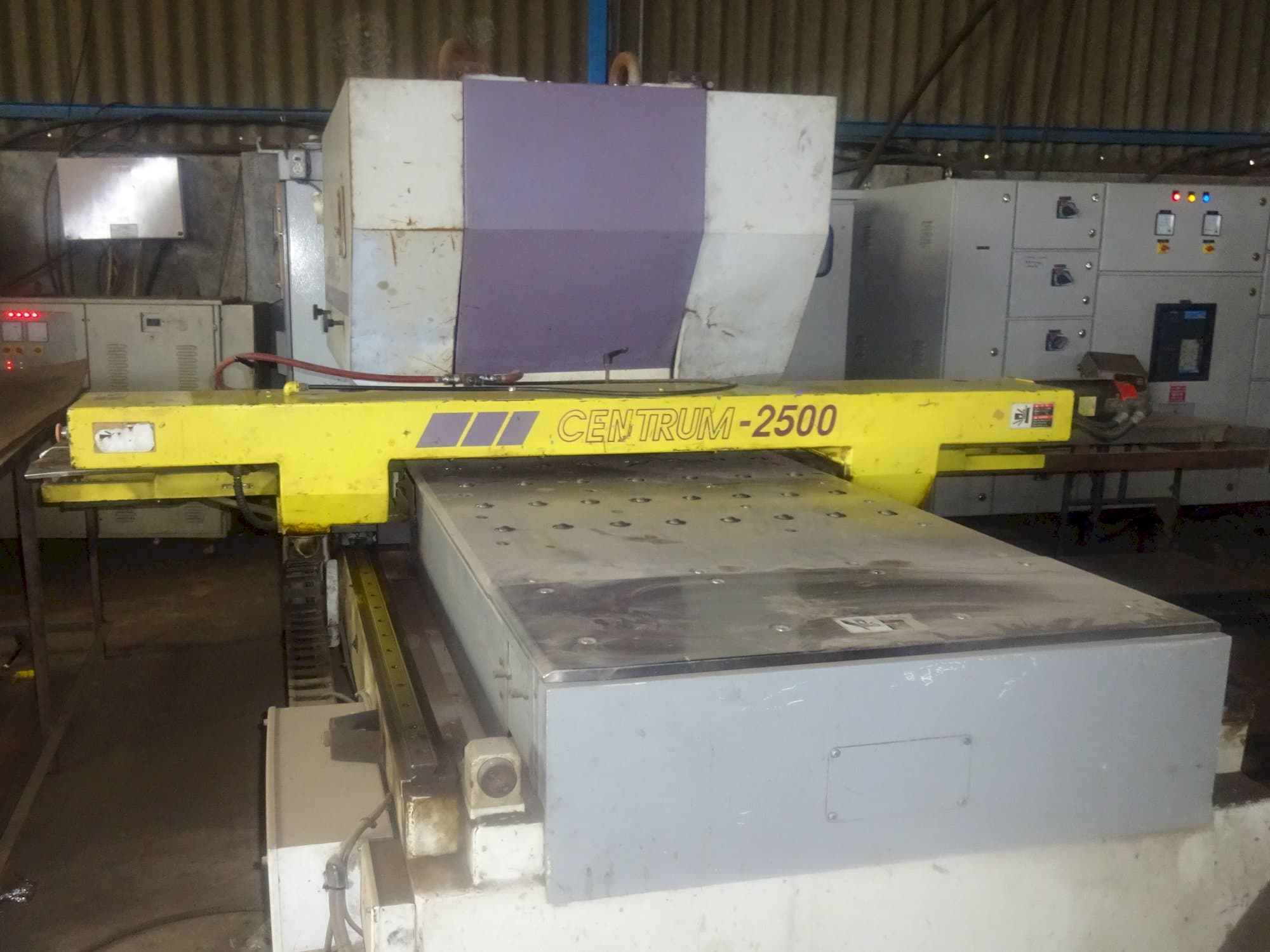 Front view of Murata Wiedemann C-2500 Machine