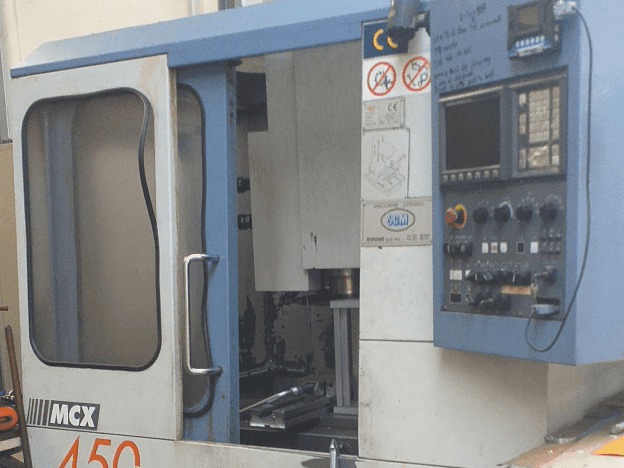 Front view of FAMUP MCX 450  machine