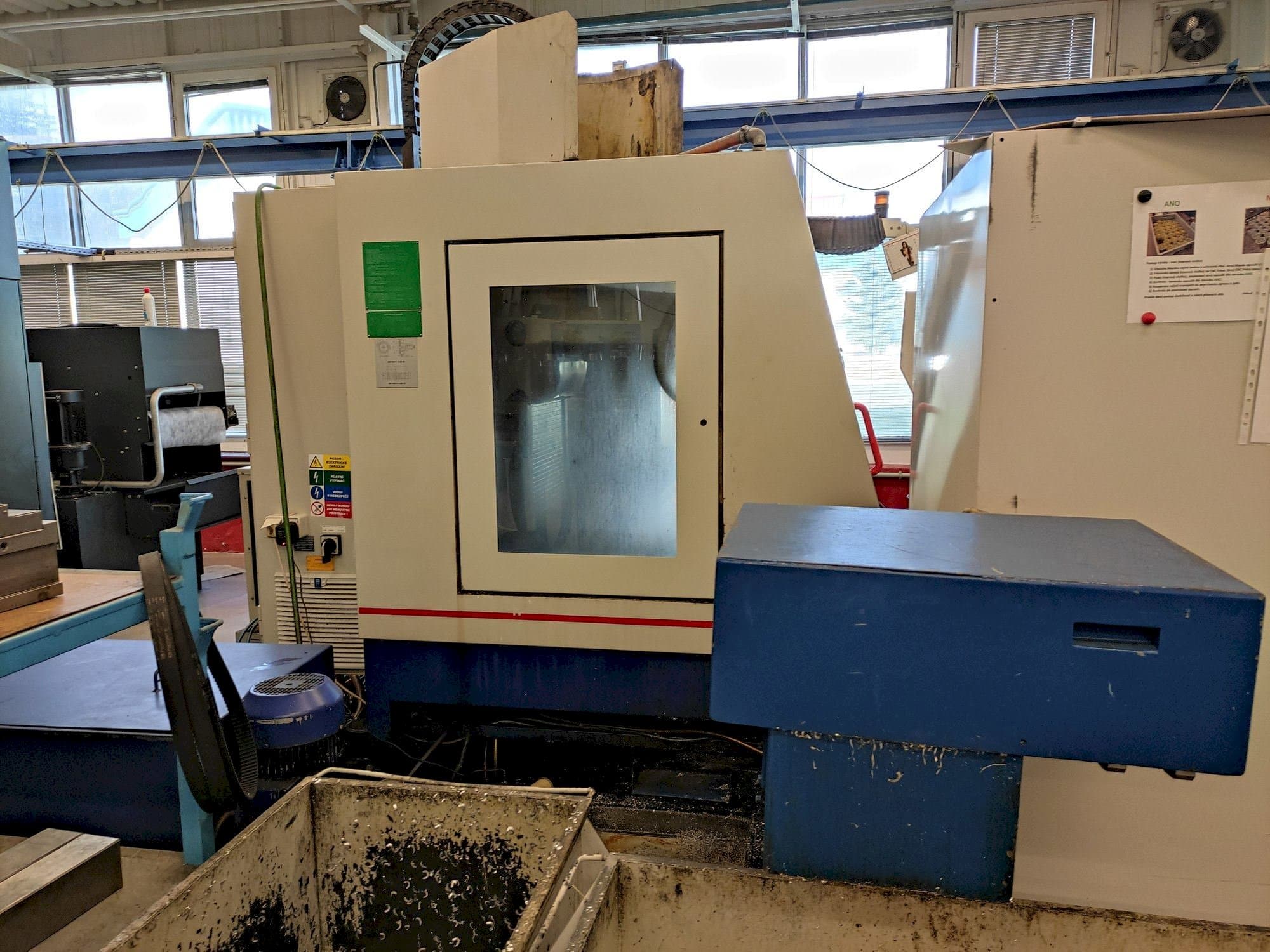 Front view of ZPS MCFV 1260 NT machine