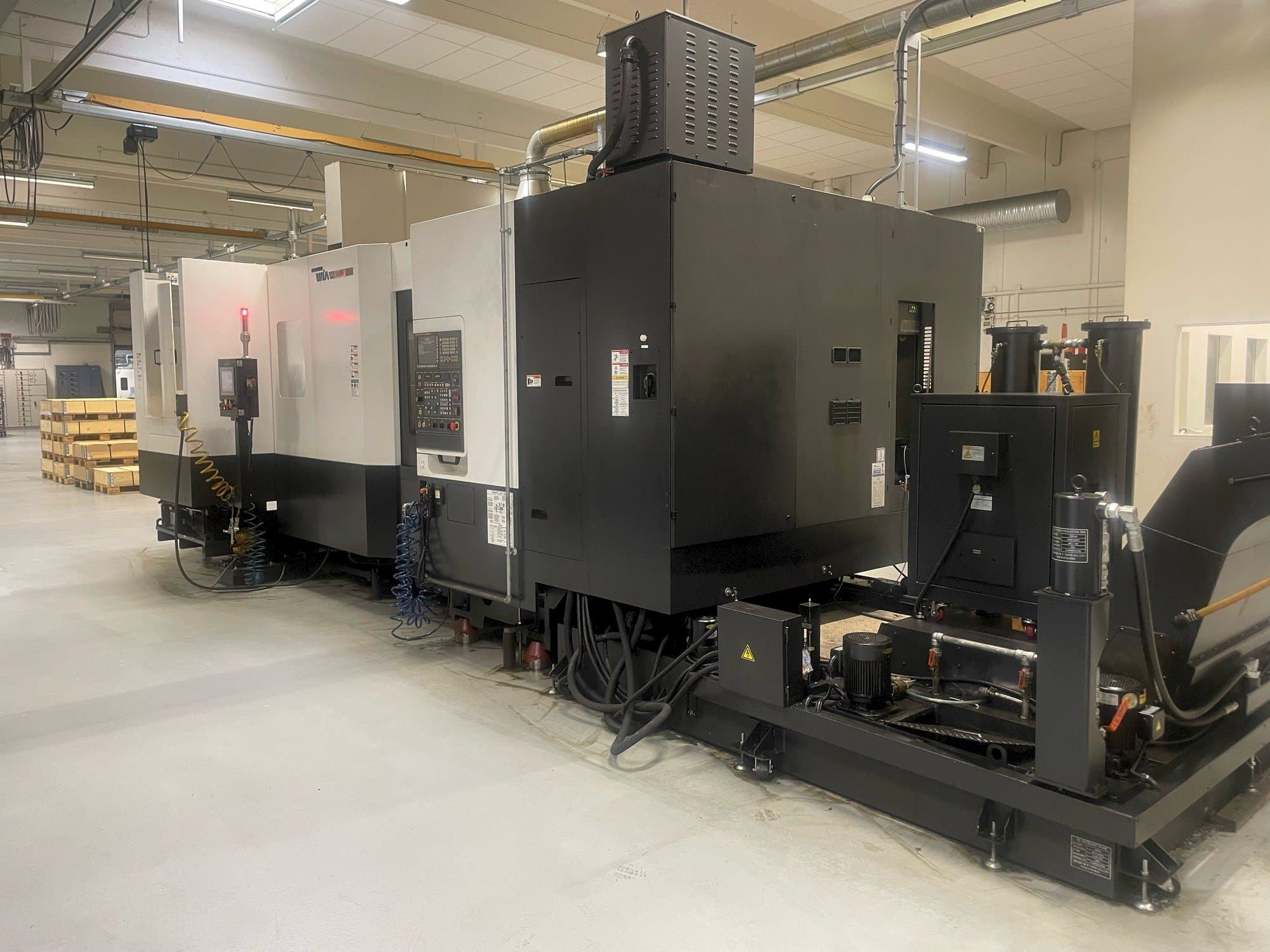 Front view of Hyundai Wia Wia HS5000i machine