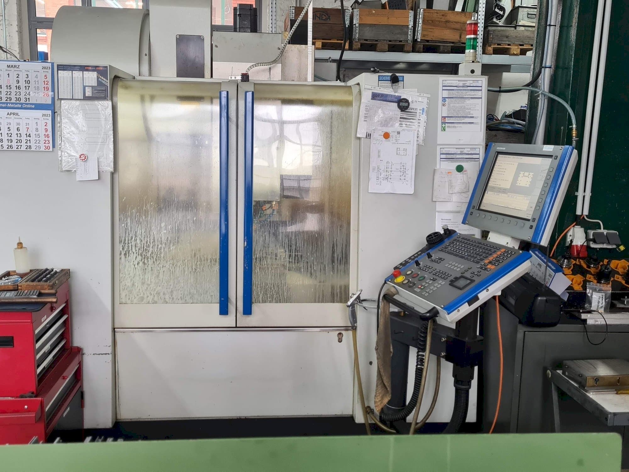 Front view of MIKRON VCE600 Pro machine