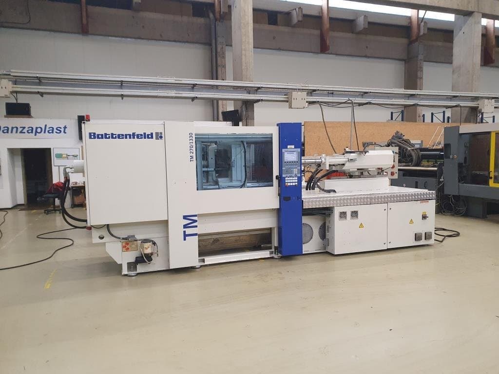 Front view of Battenfeld TM 2700 / 1330 B4 machine