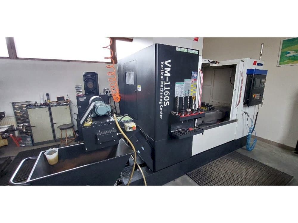 Front view of Neway VM 1160 machine