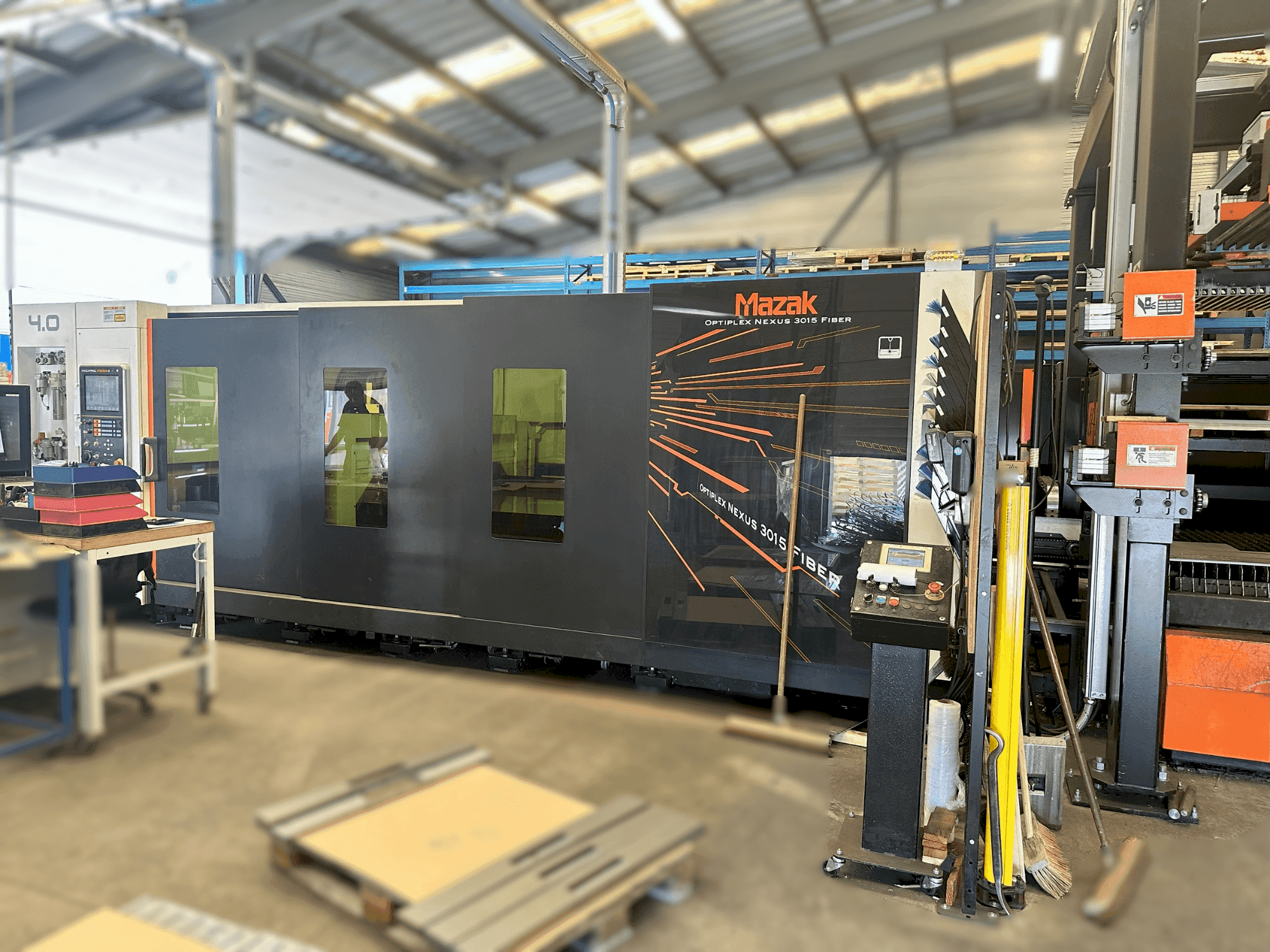 Front view of Mazak Optiplex Nexus 3015 4,0kW Fiber + Fasani CSS3015  machine