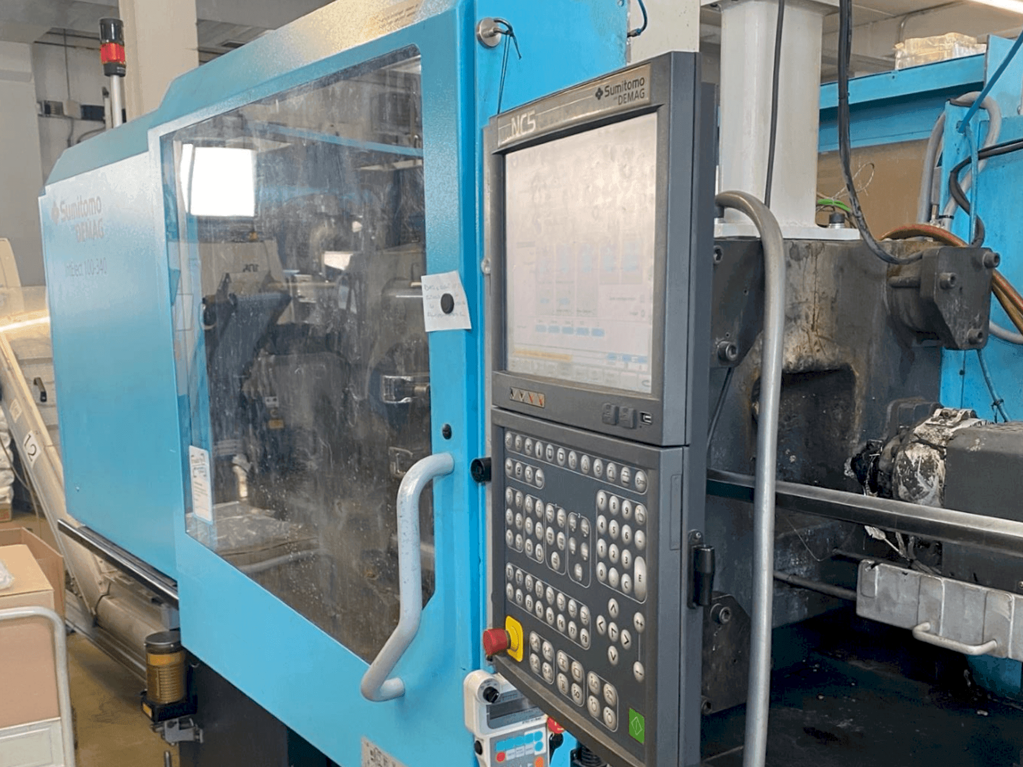 Front view of DEMAG IntElect 100/470-340 Smart  machine
