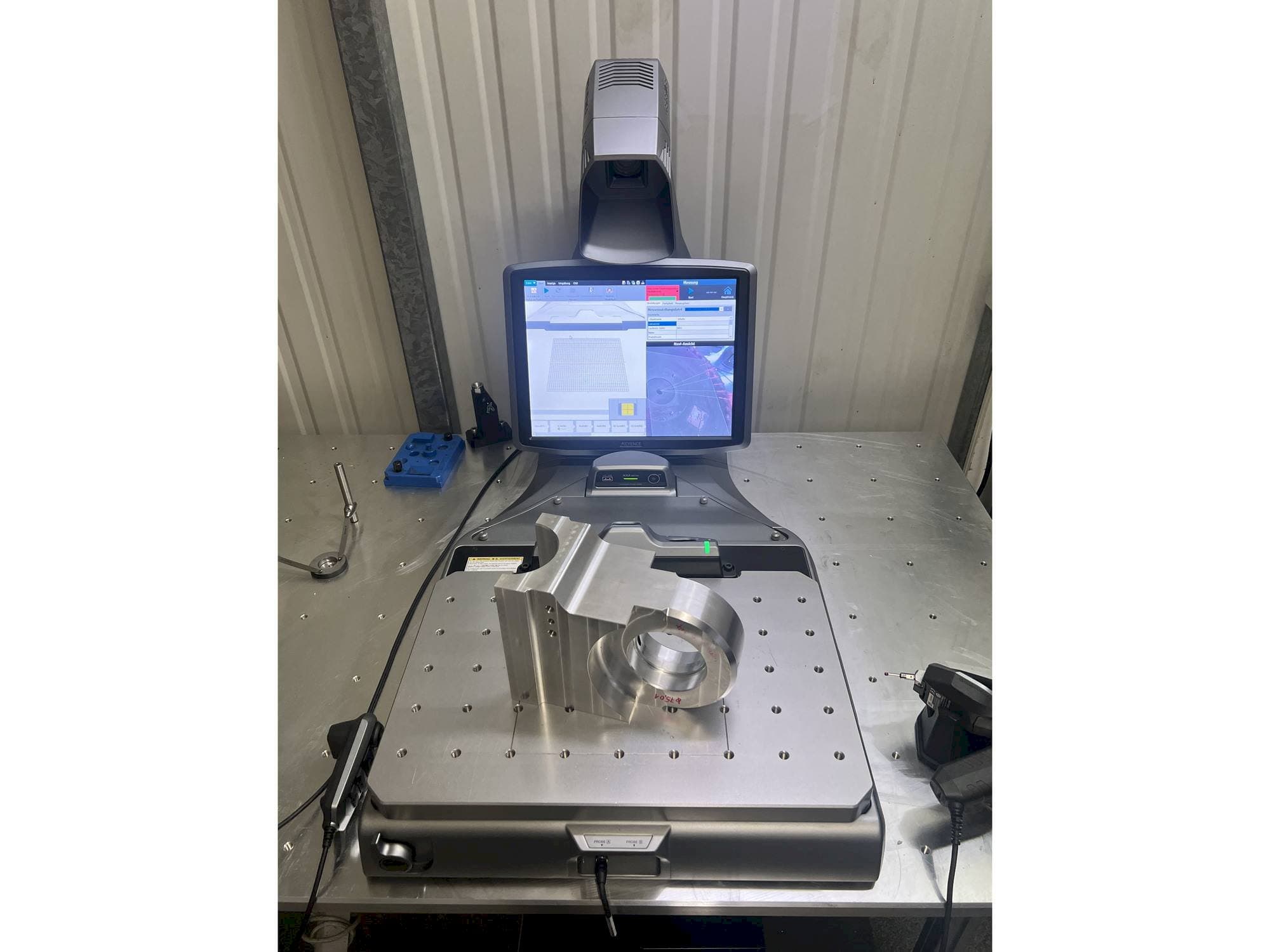 Front view of KEYENCE XM-C1000 machine