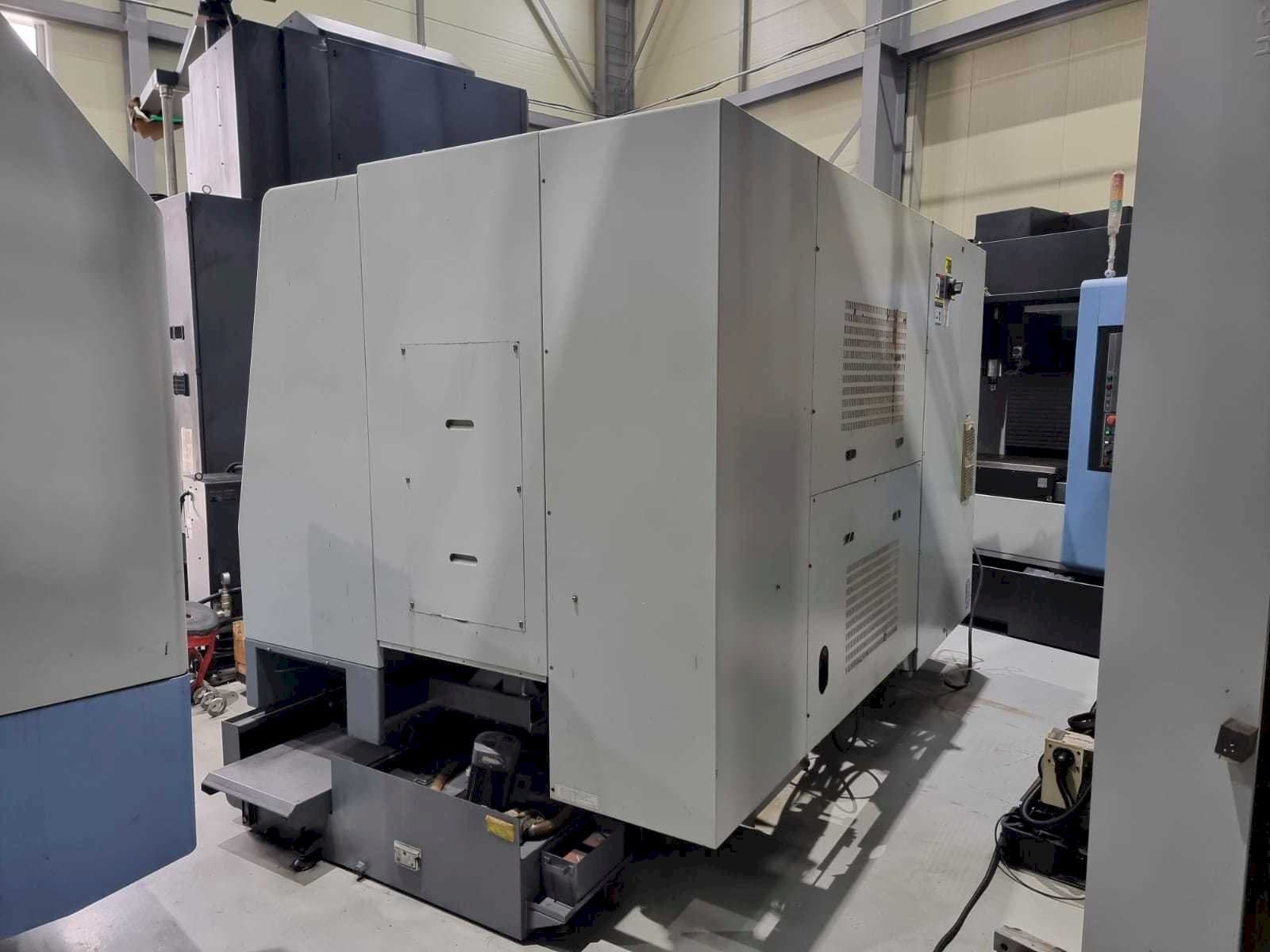 Front view of Hyundai Kia SKT250Y machine