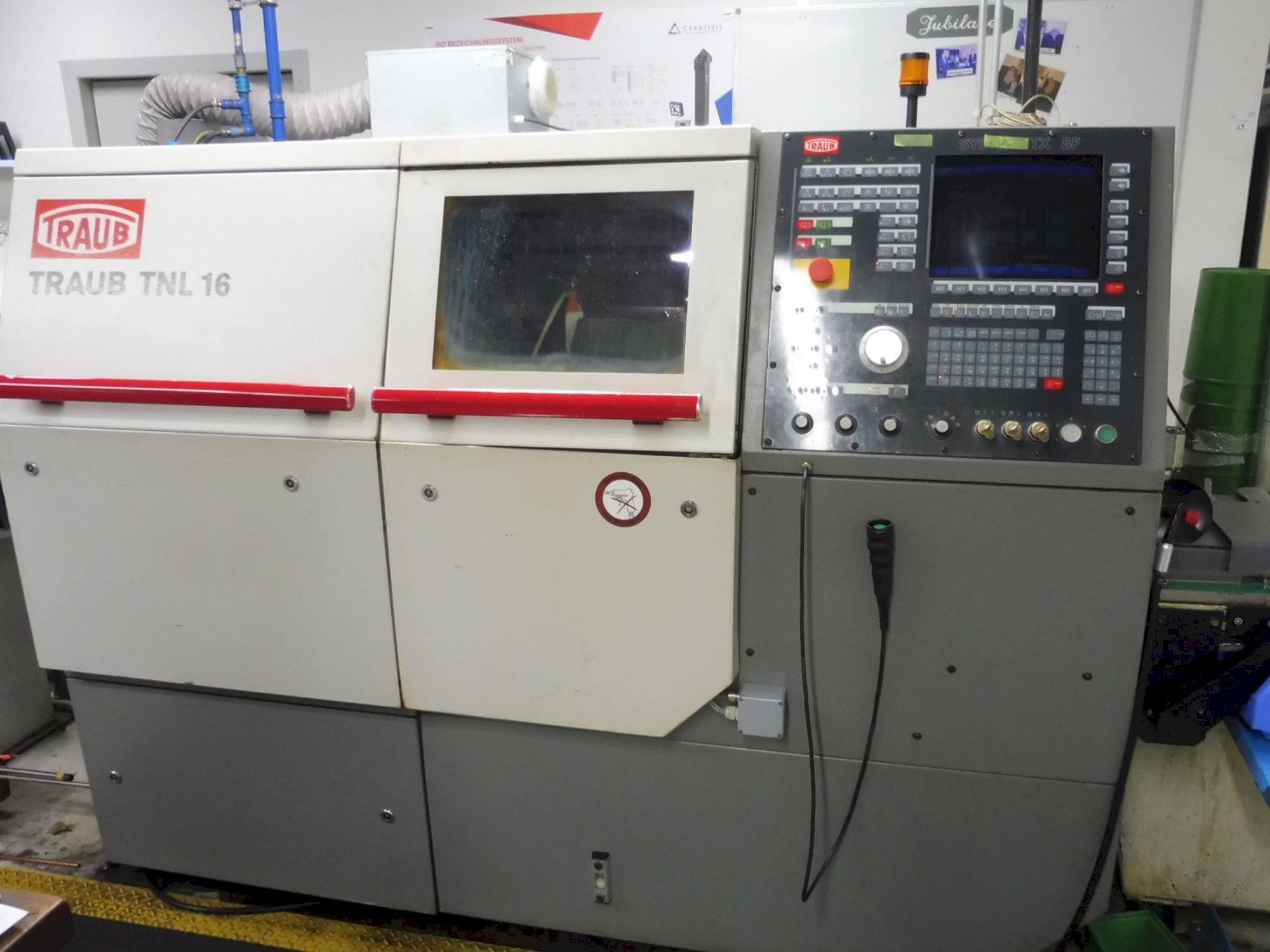 Front view of TRAUB TNL 16 machine