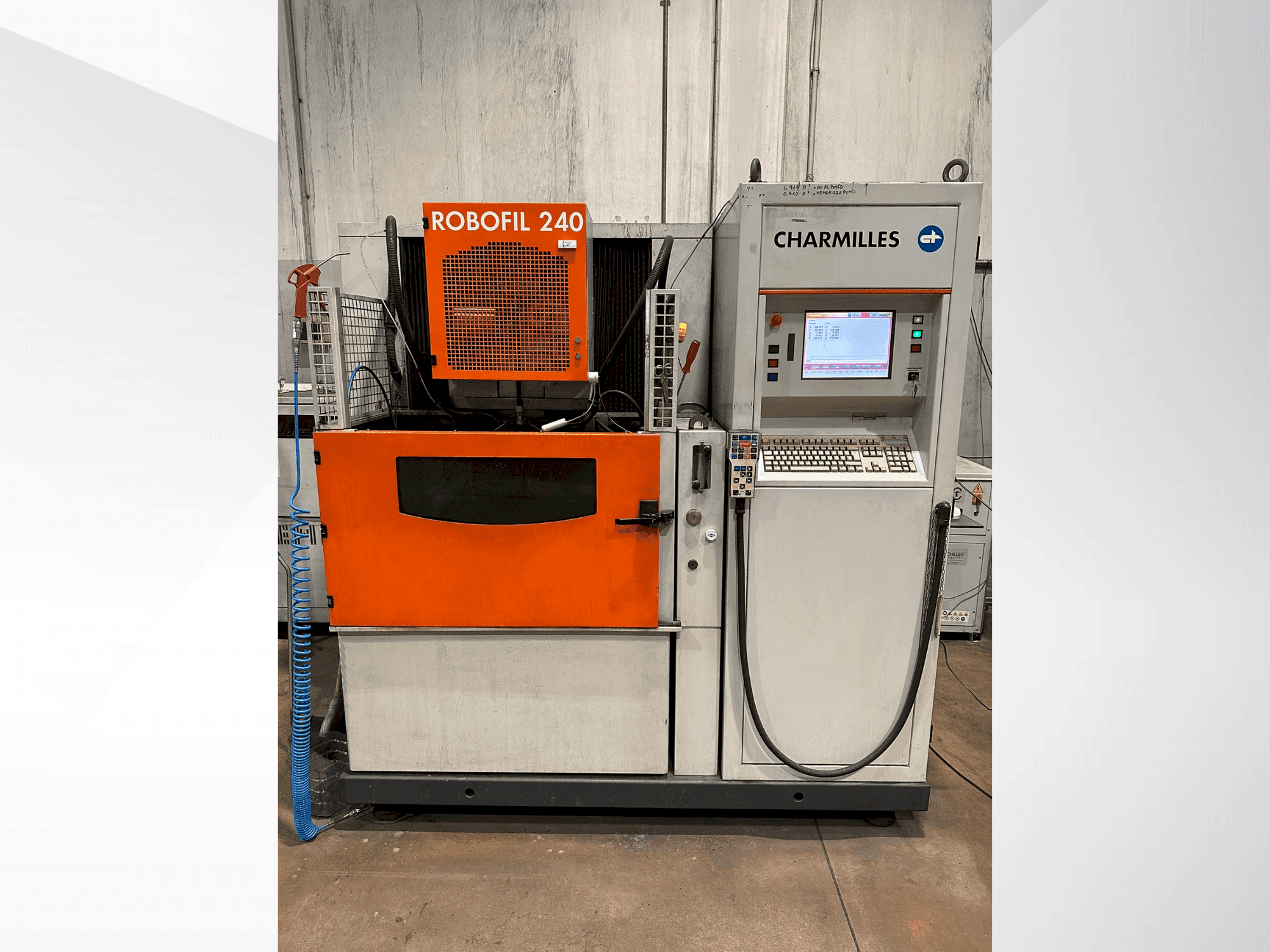 Front view of CHARMILLES Robofil 240 machine