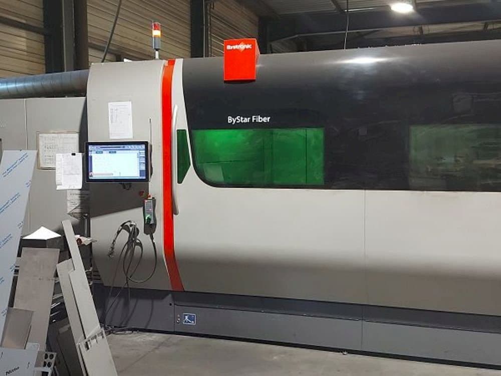 Front view of Bystronic Bystar fiber machine