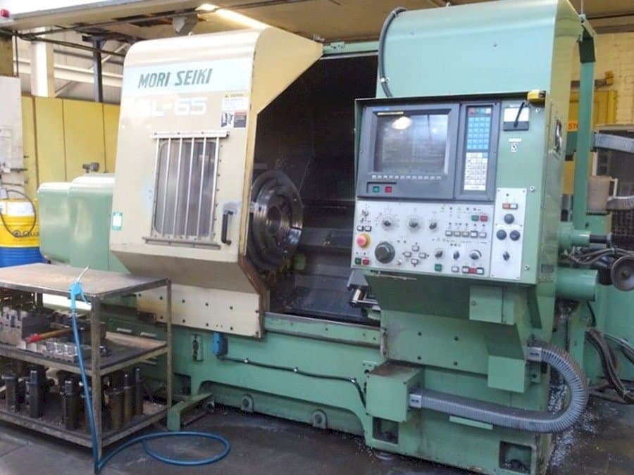 Front view of MORI SEIKI Sl65 machine