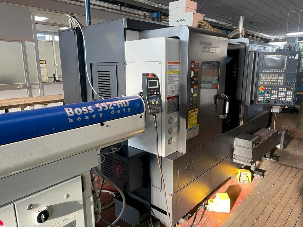 Front view of Doosan LYNX 220LSY machine