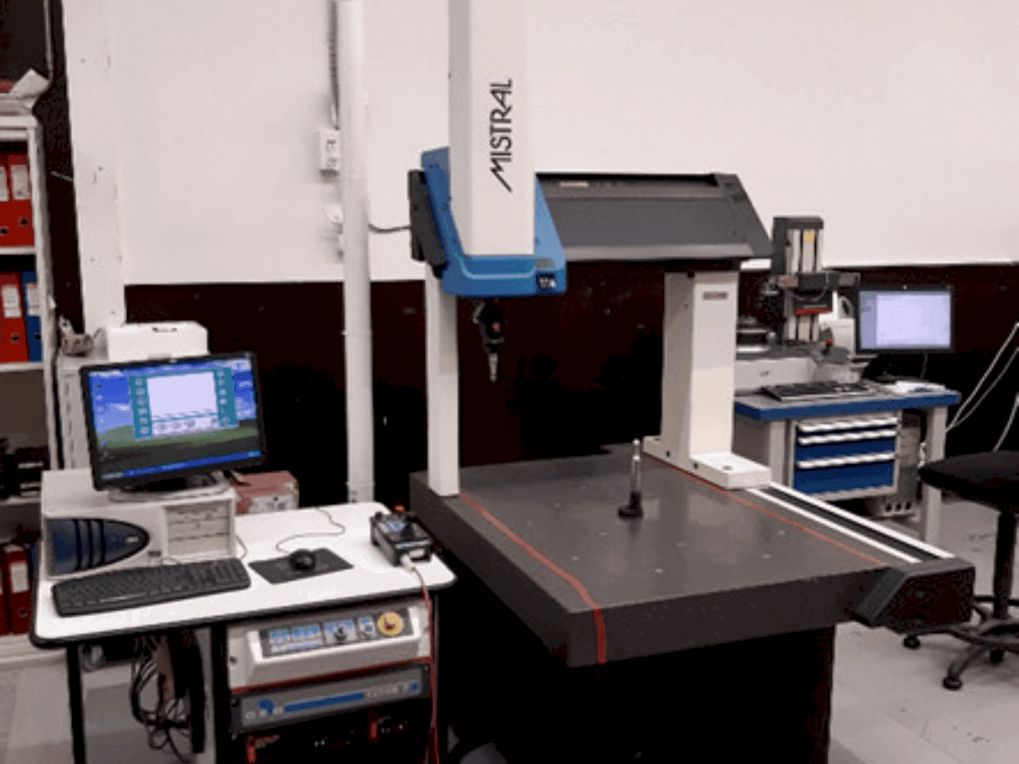 Front view of DEA Mistral 070705  machine