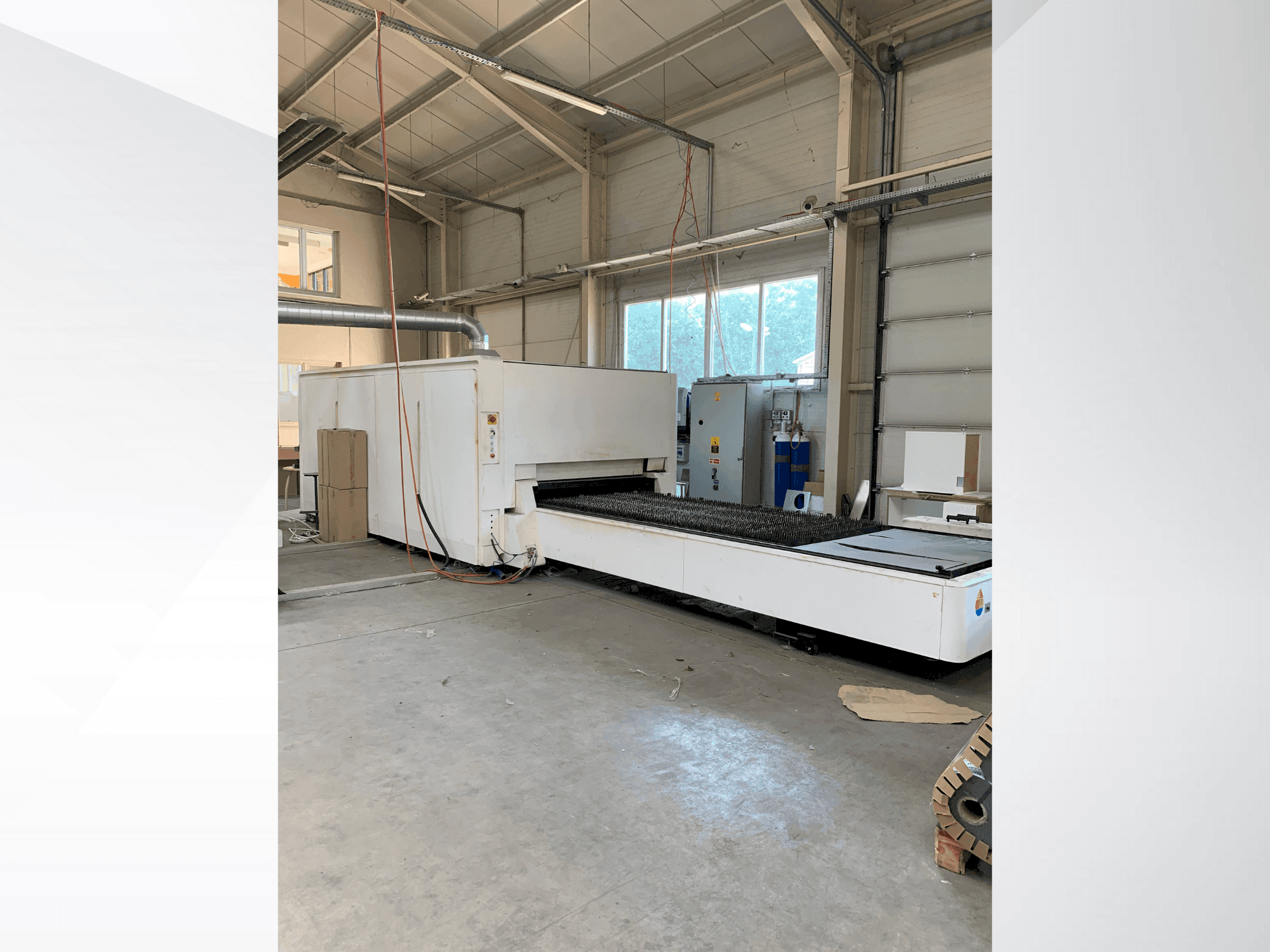 Front view of Bodor P3015  machine