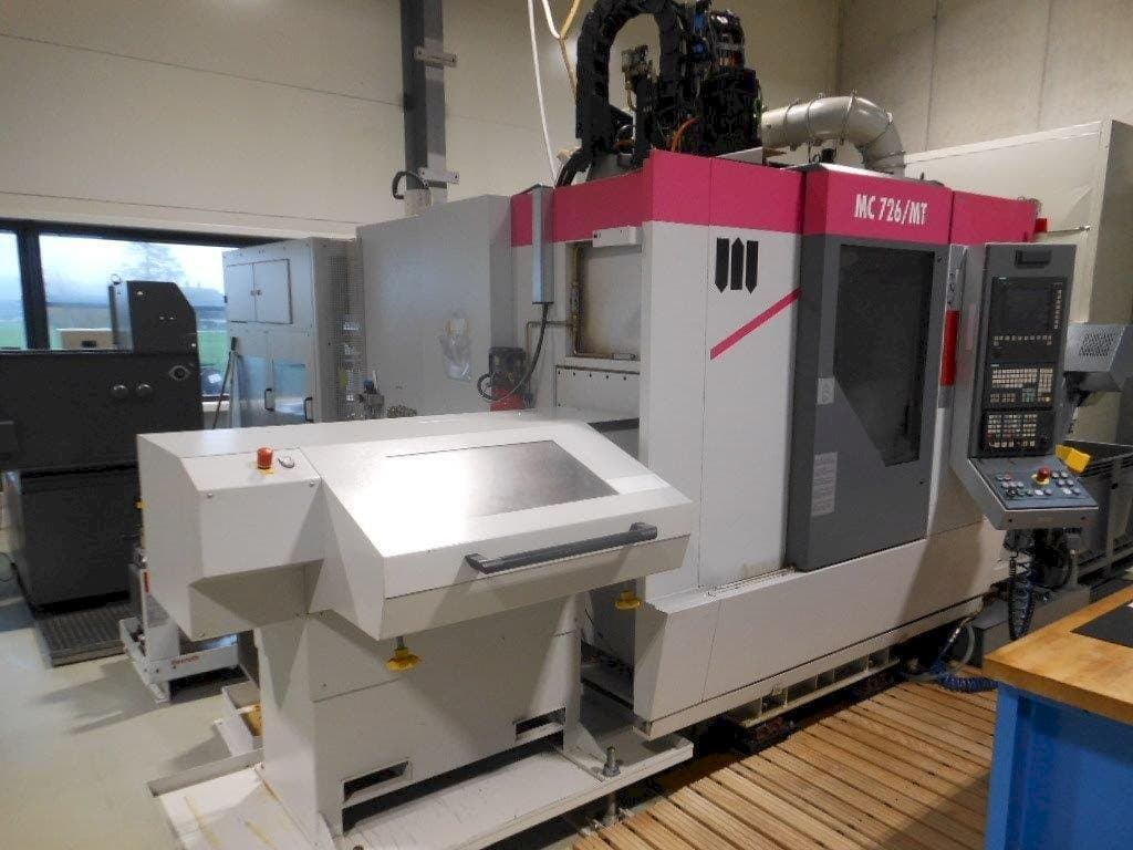 Front view of STAMA MC 726 machine