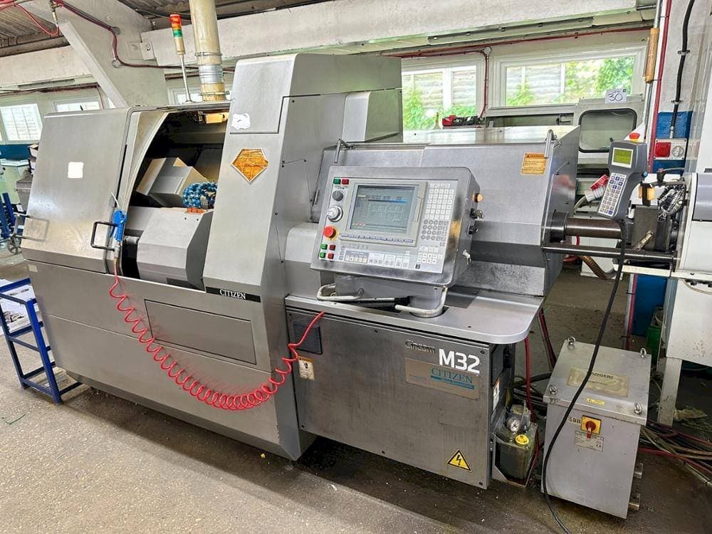 Front view of Citizen M32V machine