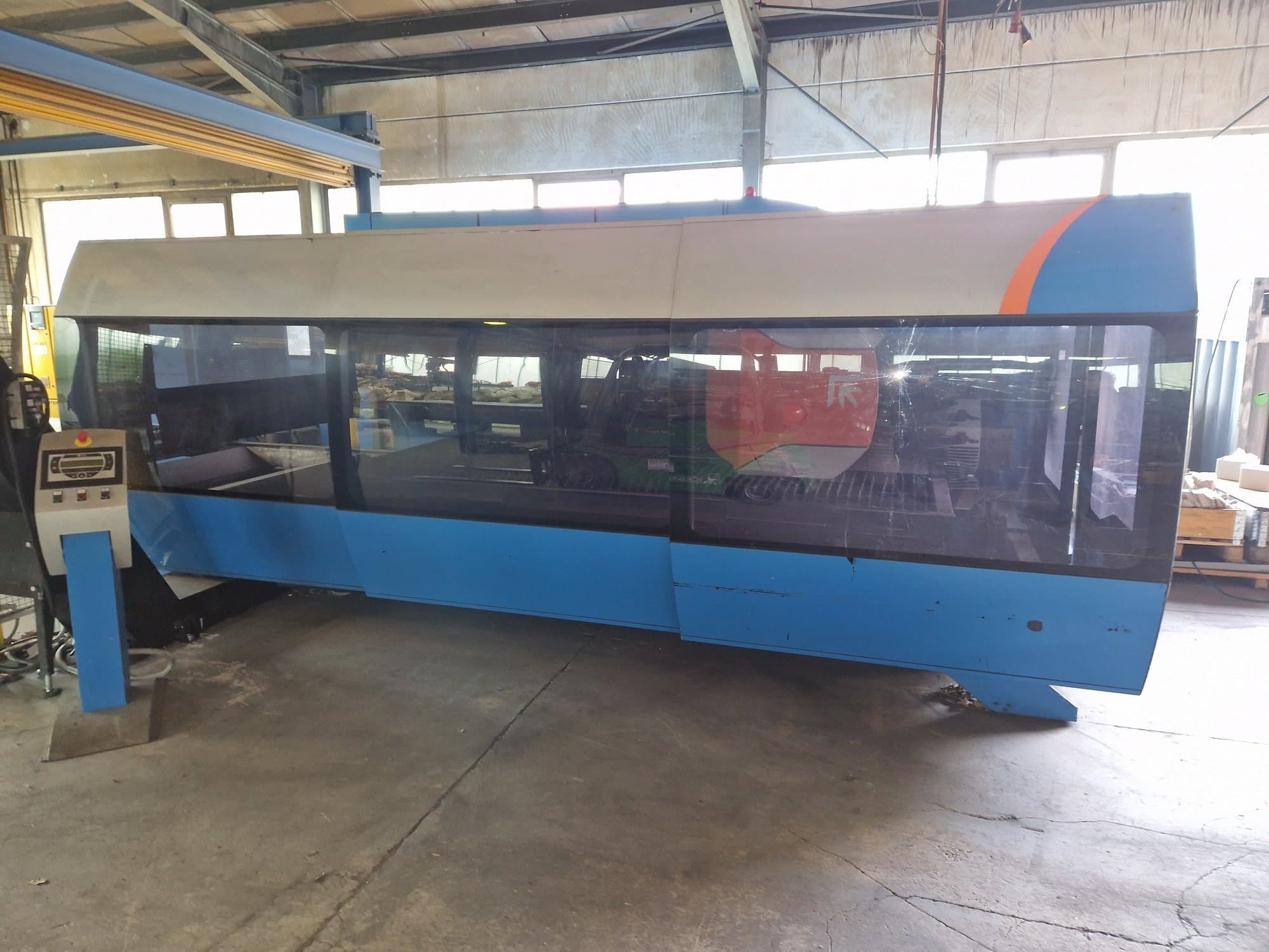 Front view of Prima Power CP 4000 Zaphiro machine