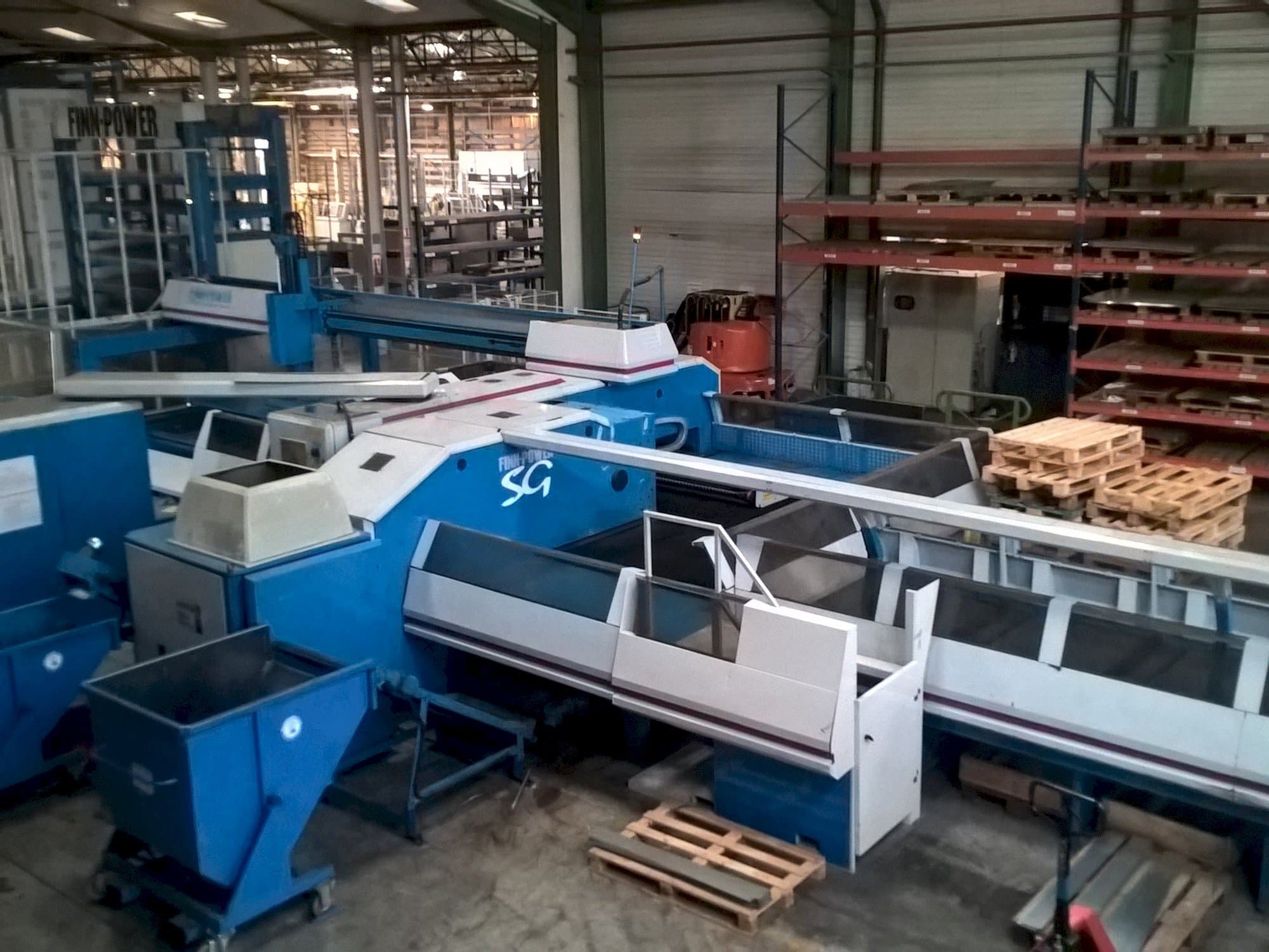 Front view of Finn-Power SG6 machine