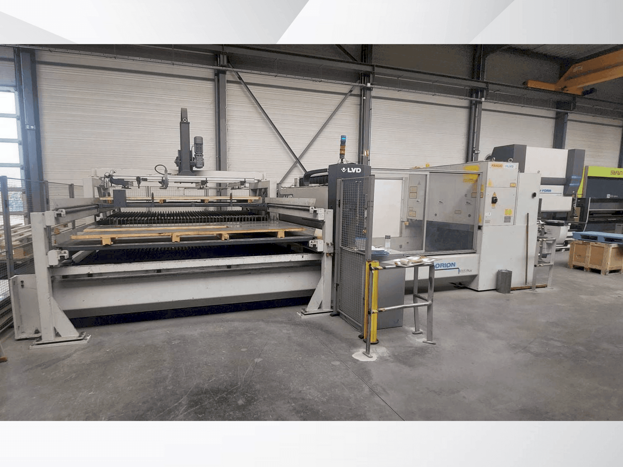 Front view of LVD Orion 4KW  machine