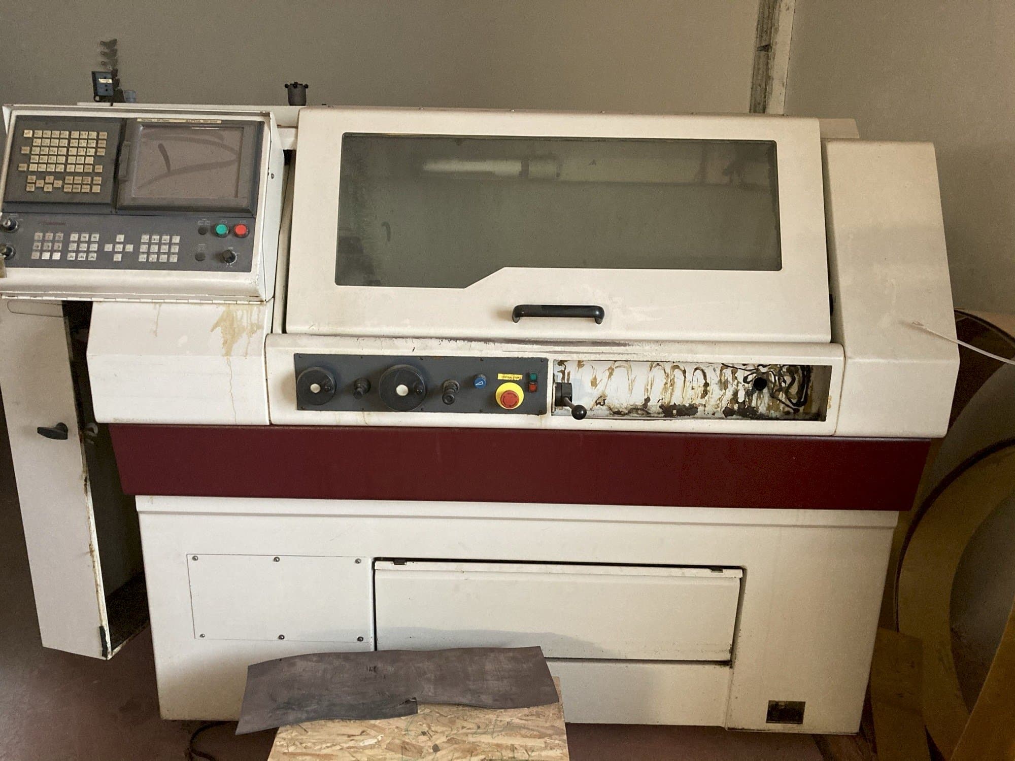 Front view of Harrison Alpha 1330S machine