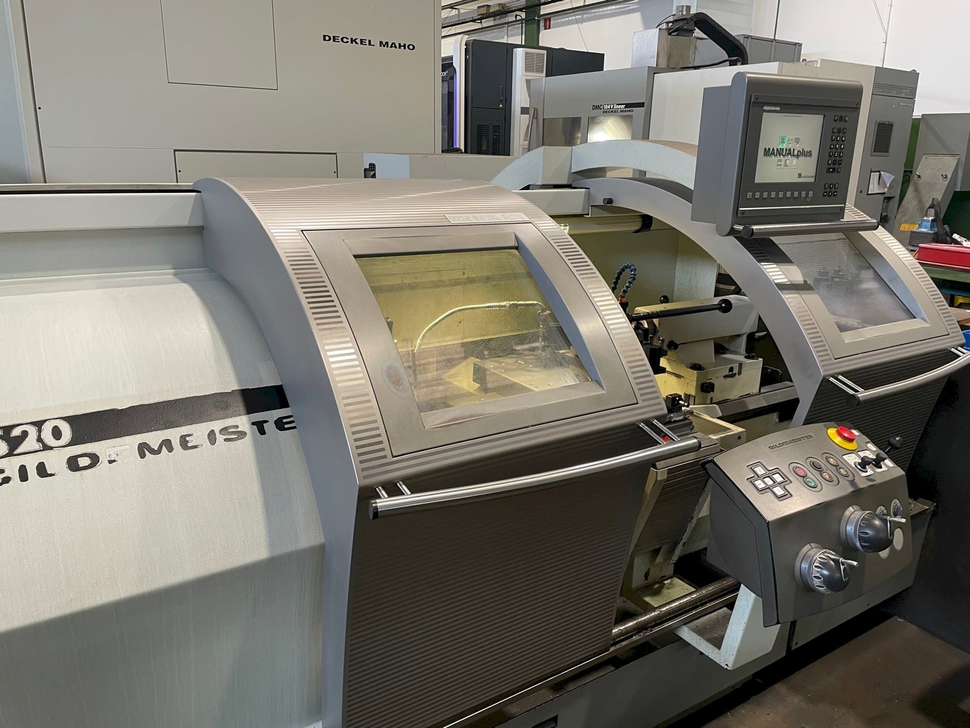 Front view of Gildemeister NEF 520 machine